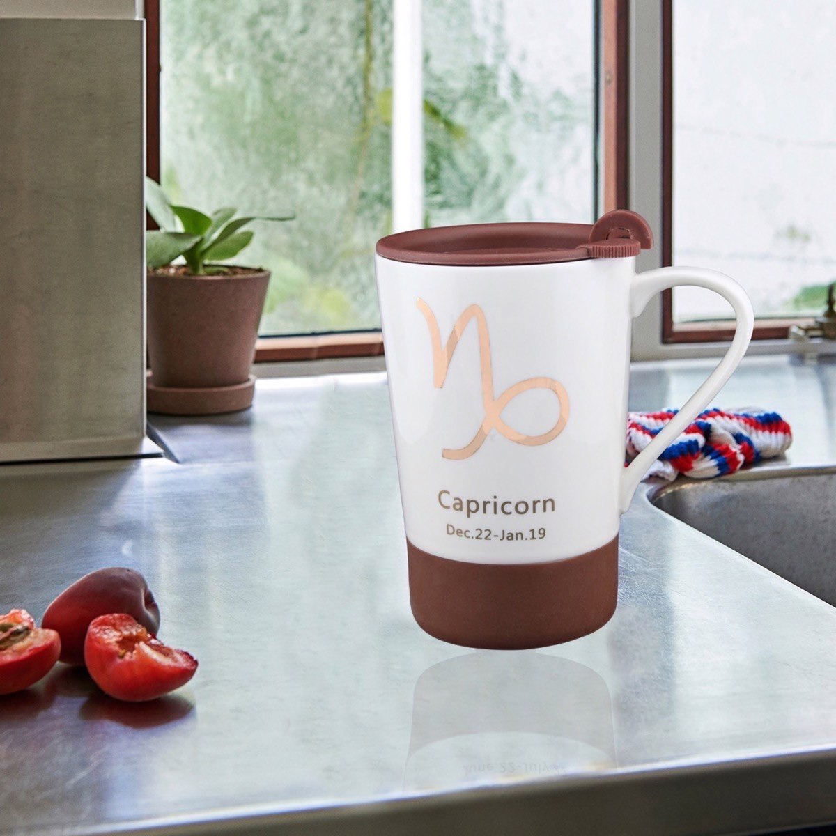 Feast Zodiac Sign Capricon Everyday Mug with Lid-hbxdecorandfurnishings-tabletop-crockery-image-1