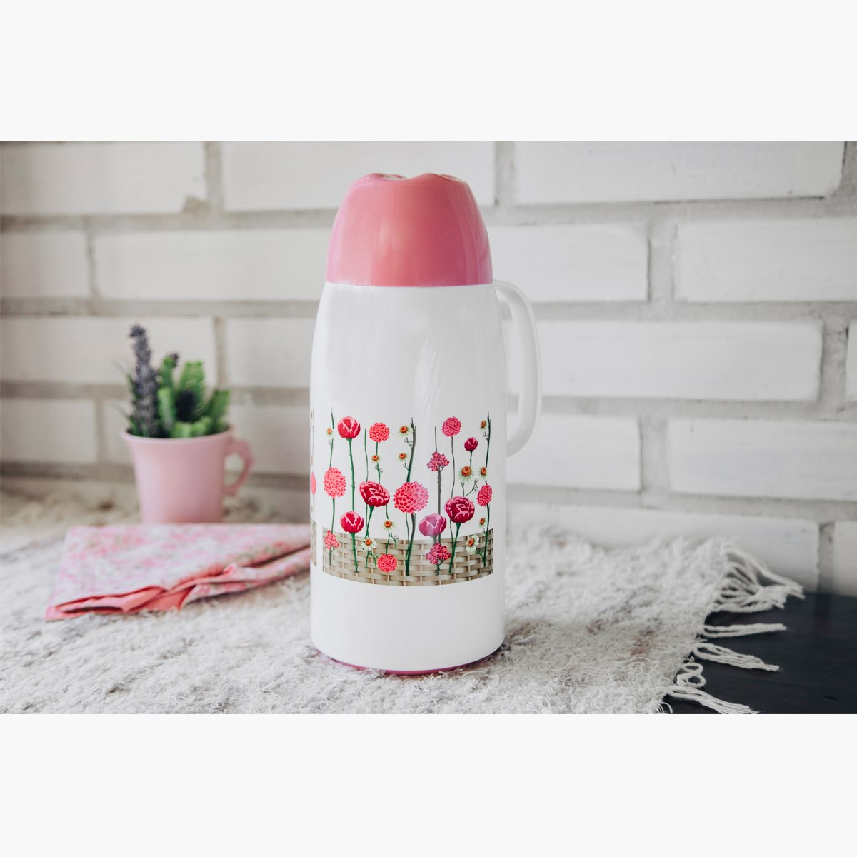 قارورة حرارية بطبعات زهور من أنفيكتا - 1 مل-hbxhomeware-diningandtabletop-coffeeandteasets-image-2