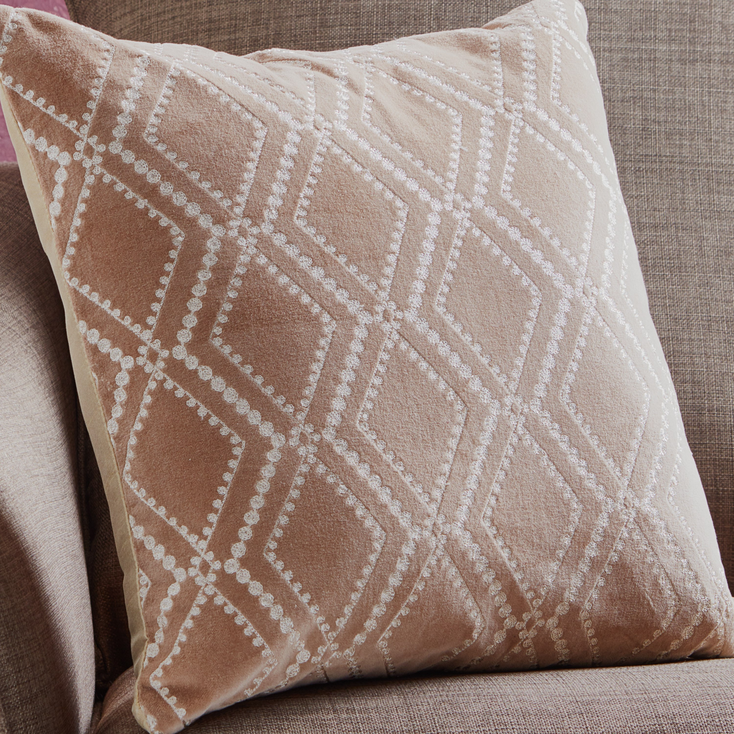 غطاء وسادة بتصميم هندسي - 40x40 سم-hbxhomeware-cushionsandcovers-cushioncovers-image-2