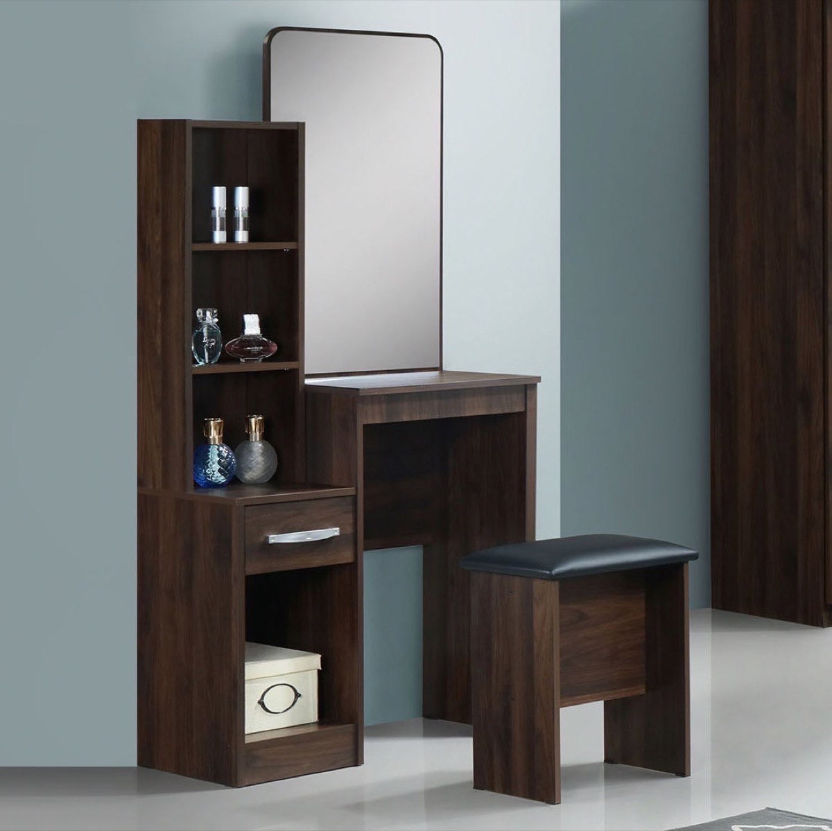 طاولة تزيين مع مرآة ومقعد - كولتورب من موڤو-hbxfurniture-bedroom-dressersandmirrors-image-1
