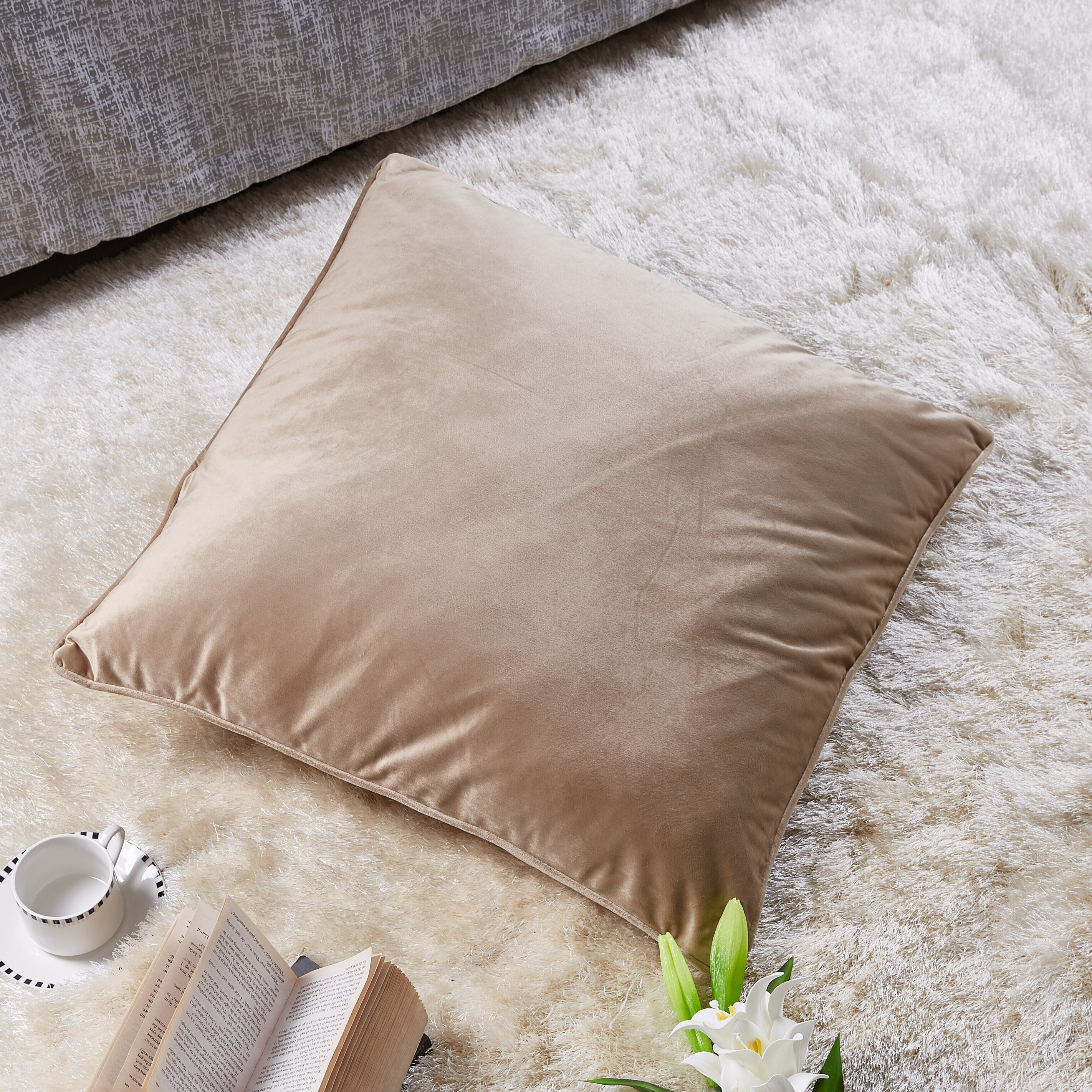 وسادة محشوة بارزة الملمس بدوف - 65x65 سم-PROMO_HB_AE_B2G2_011025-image-1