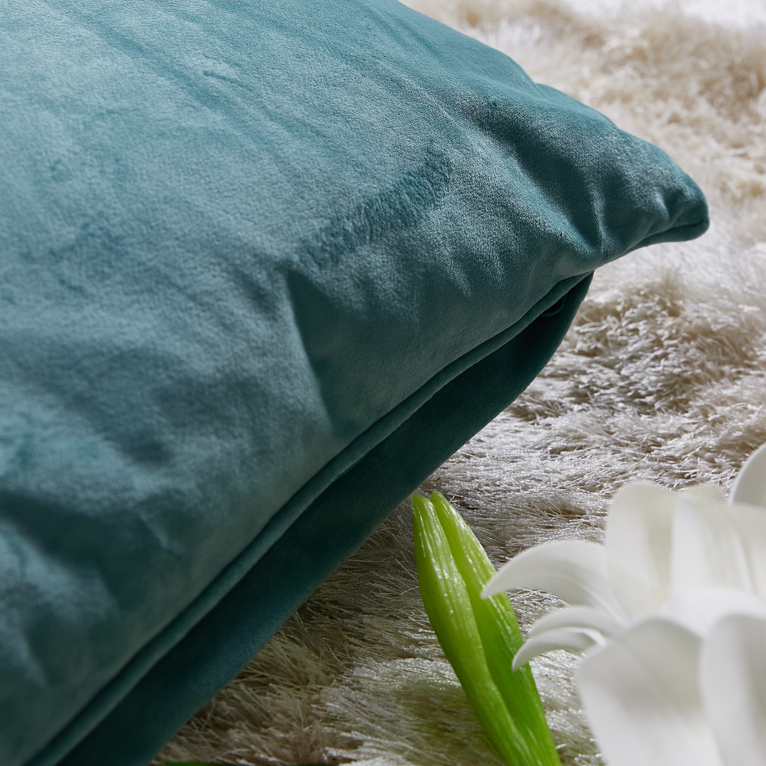 وسادة محشوة بارزة الملمس بدوف - 65x65 سم-hbxlivingroom-furnishings-cushionsandcovers-filledcushions-image-2