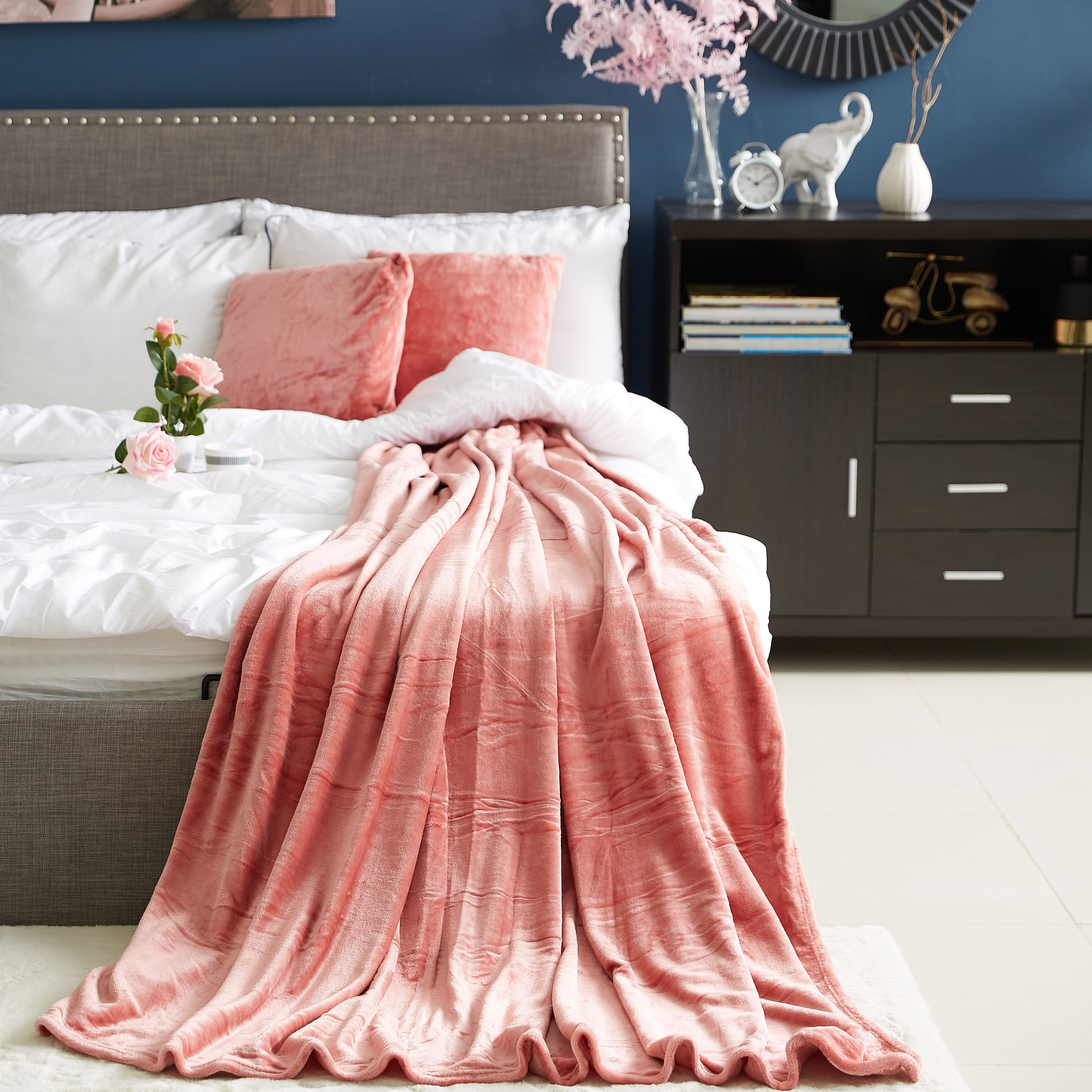 بطانية مايكرو فلانيل توين من لافيش - 150x220 سم-hbxhomeware-hbxbedroom-image-1