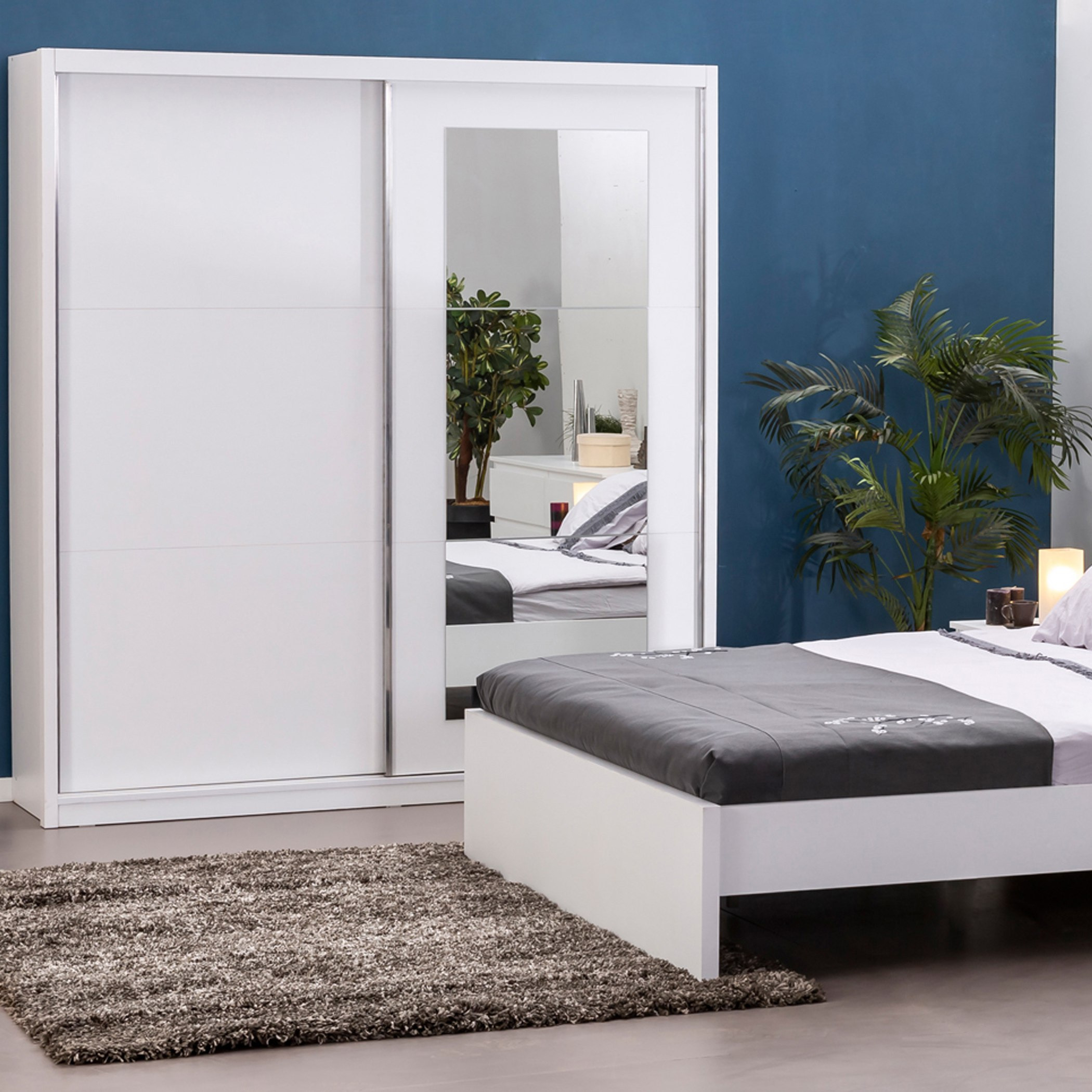 خزانة ملابس بباب انزلاقي مع مرآة من هالمستاد-hbxfurniture-wardrobes-image-1