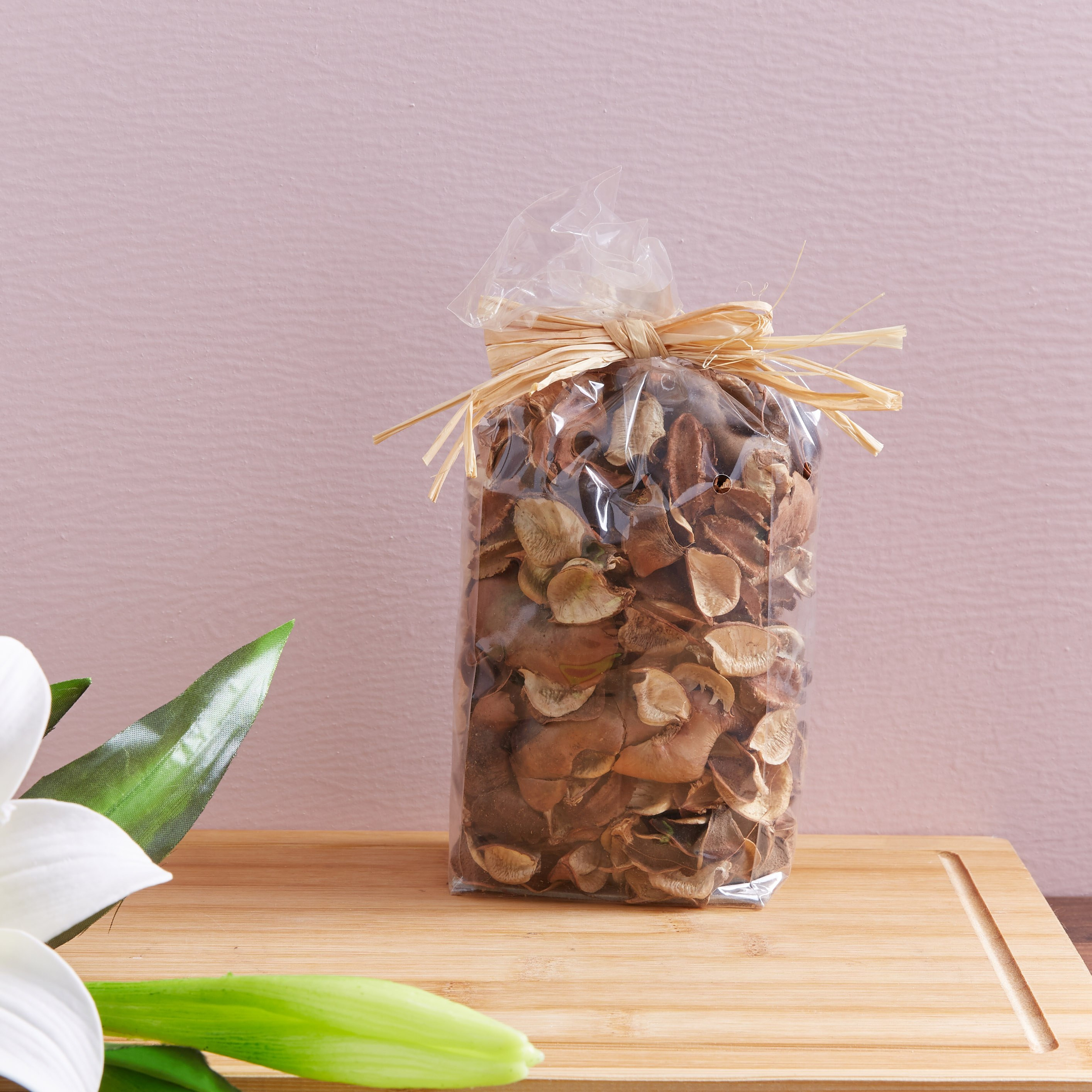 Holly Poutpourri-PROMO_HB_AE_B1G1_250925-image-1