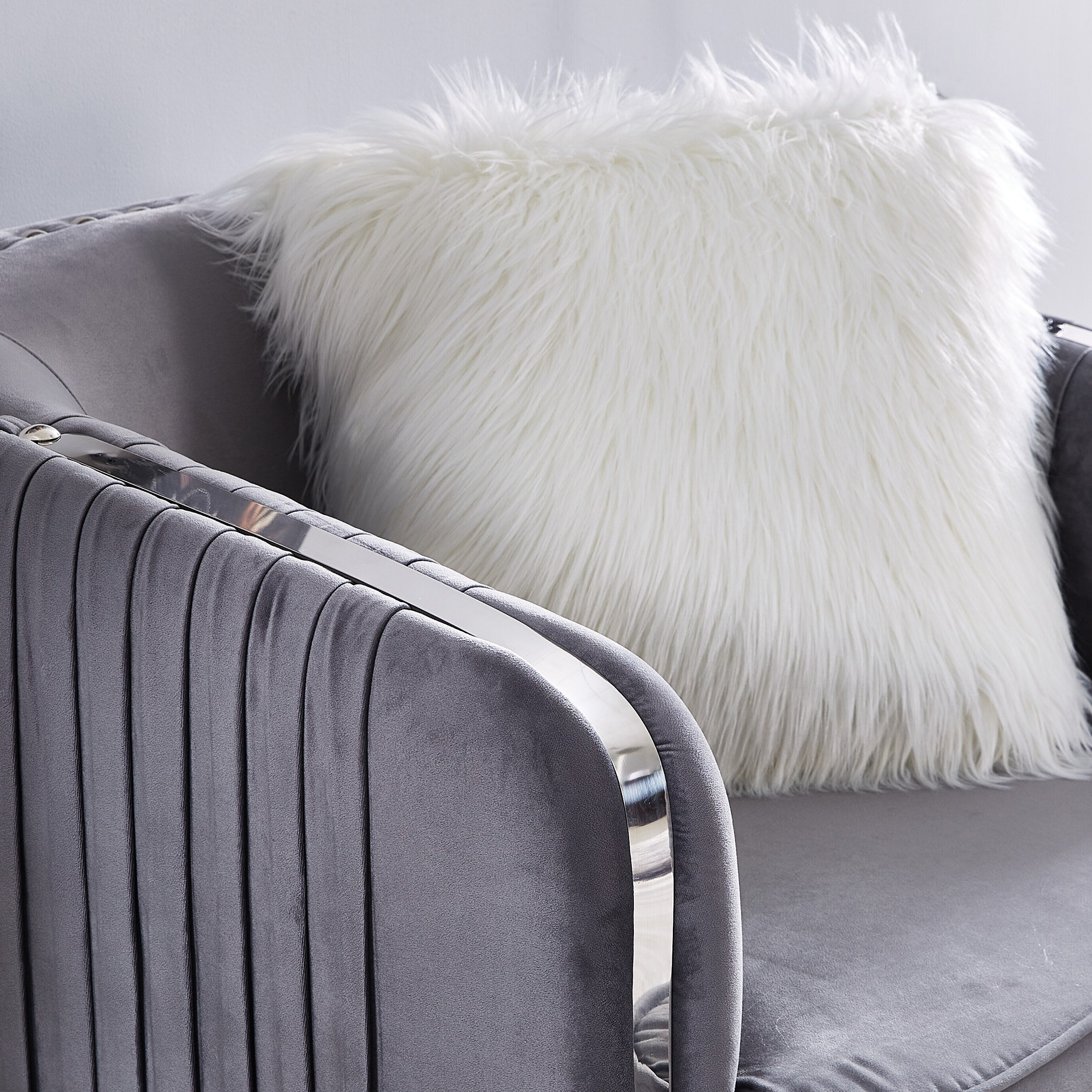 كنبة بارزة الملمس بـارزة الملمس بمقعد واحد ووسادة من جاتسبي-hbxlivingroom-sofasandarmchairs-sofas-image-3