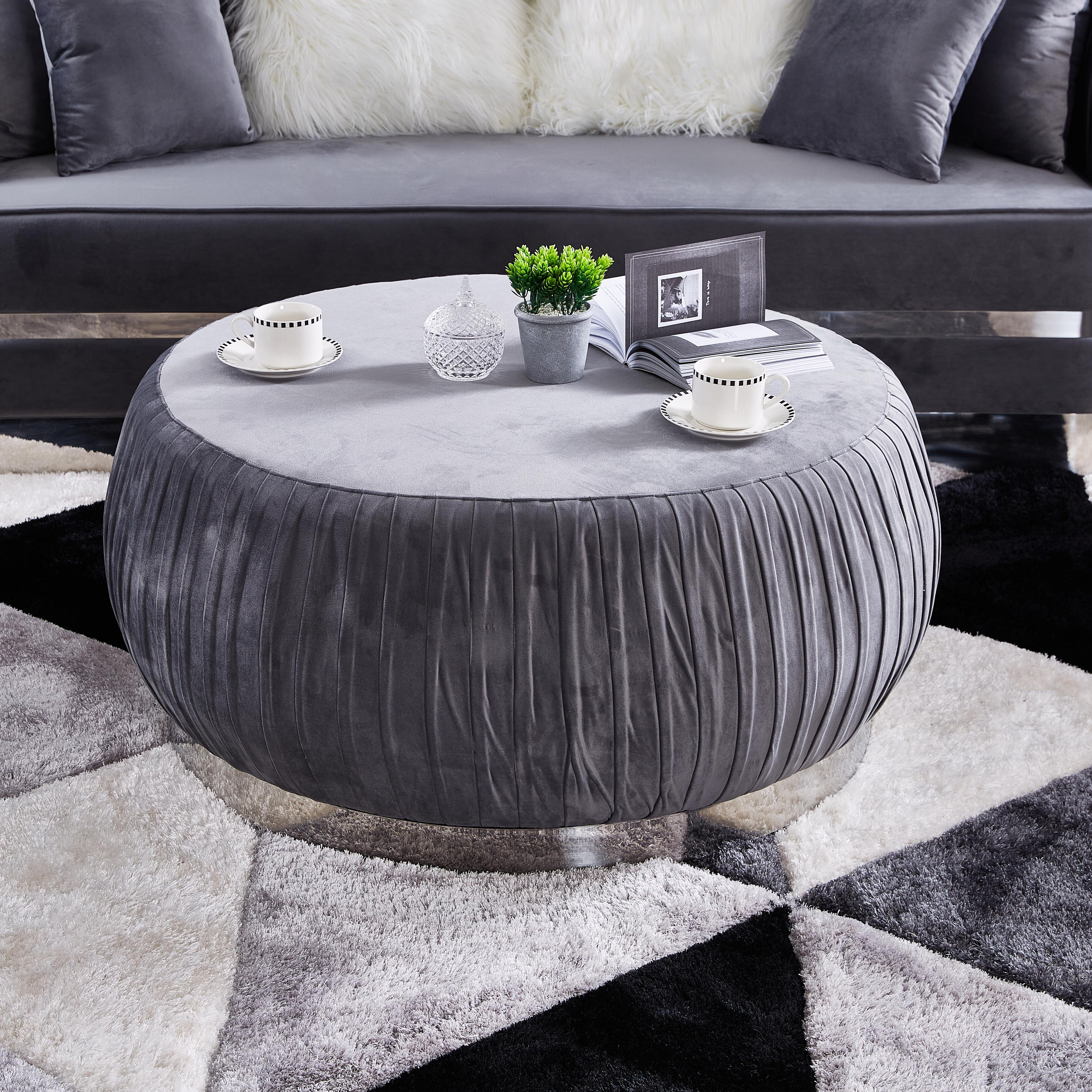 مسند قدم بارز الملمس من جاتسبي-hbxlivingroom-sofasandarmchairs-ottomansandfootstools-image-1