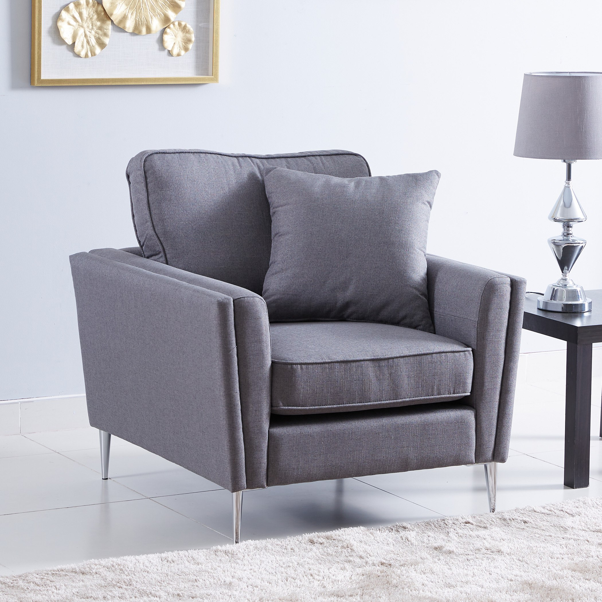كنبة بمقعد واحد و وسادتين صغيرتين من نيوتون-hbxlivingroom-sofasandarmchairs-sofas-image-2