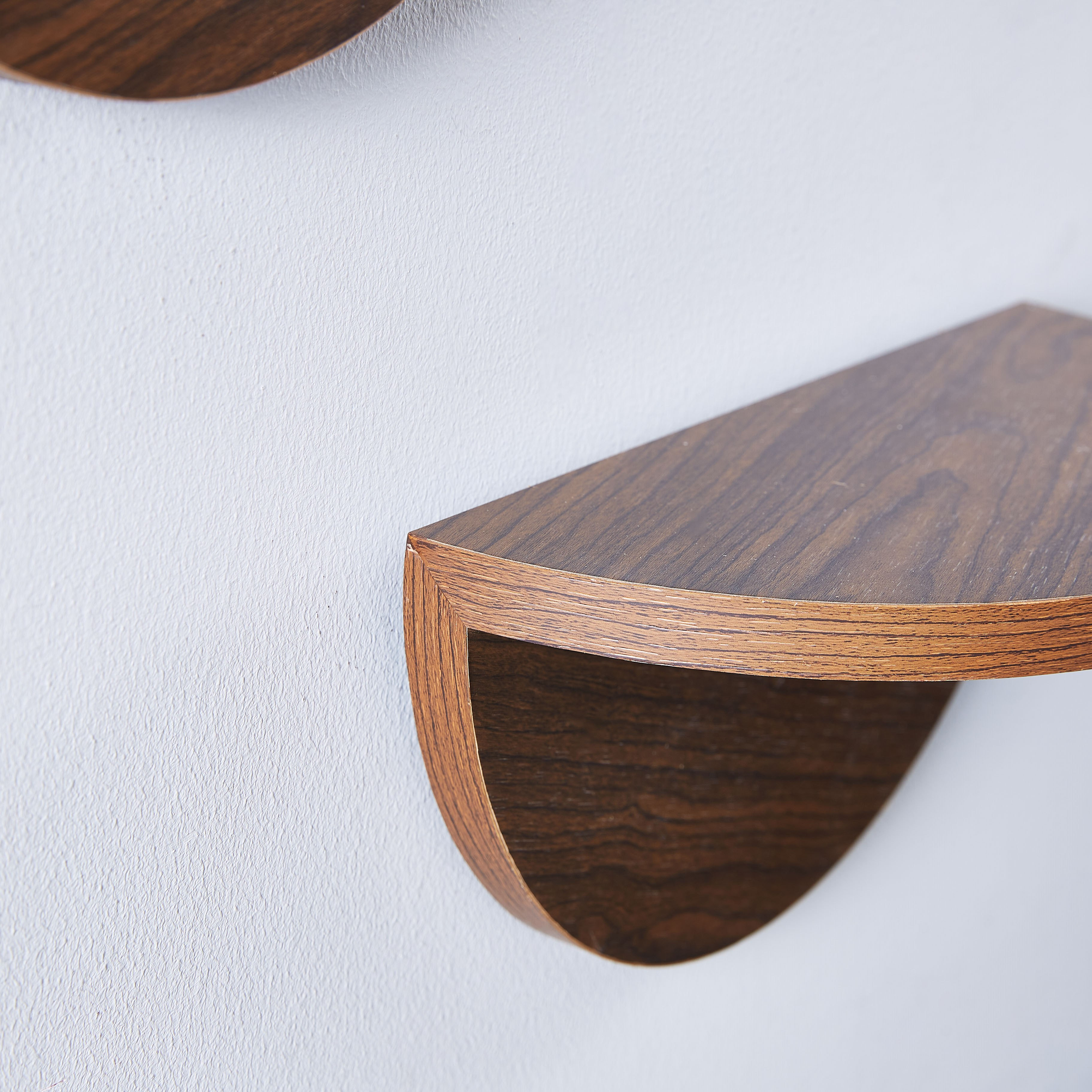رف بتصميم نصف دائرة من نيكول - طقم من 3 قطع-hbxfurniture-mediaunitsandstorage-wallshelves-image-3