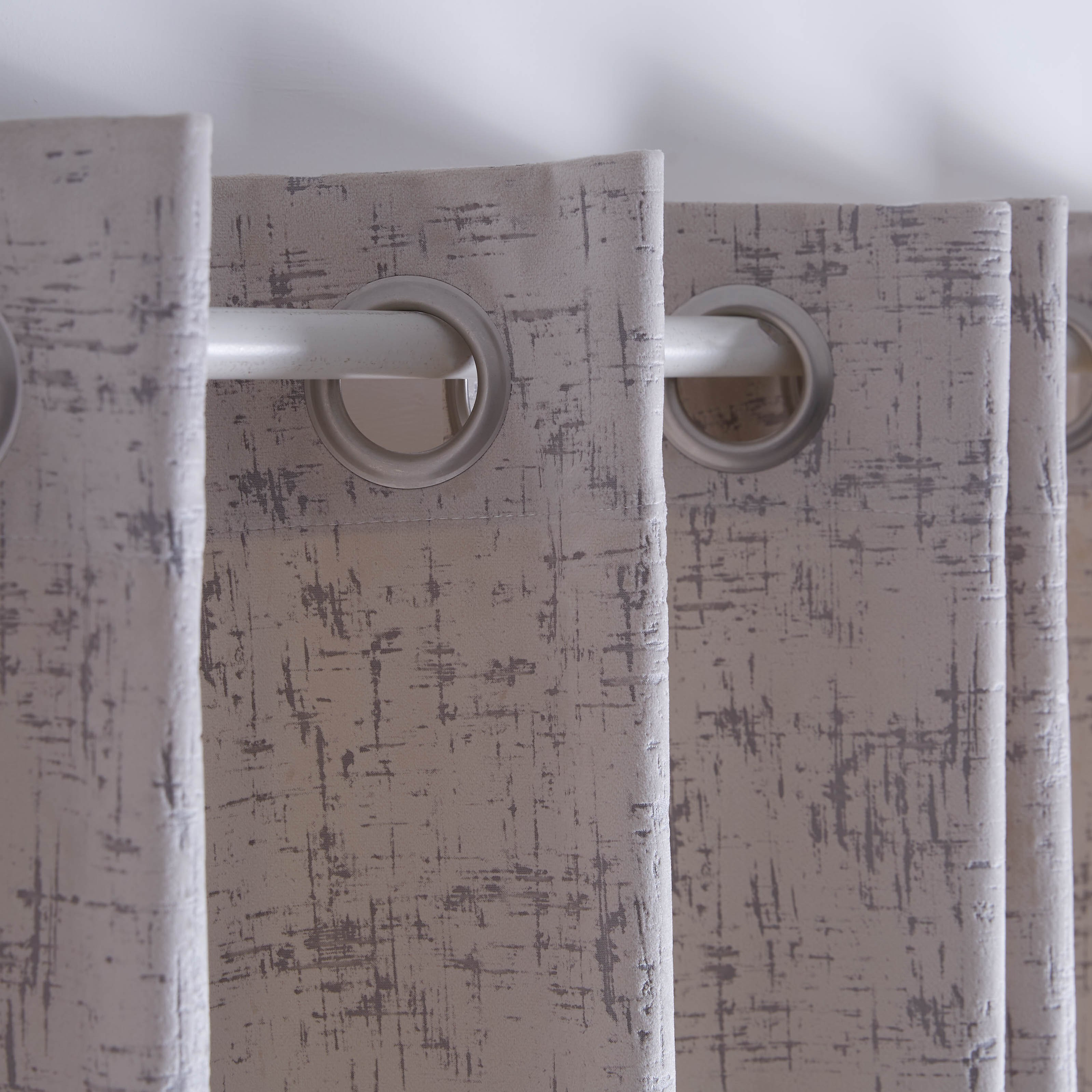 Audrey Blackout Velvet curtain Pair - 135x300 cm-hbxbedroom-windowcoverings-curtains-image-2