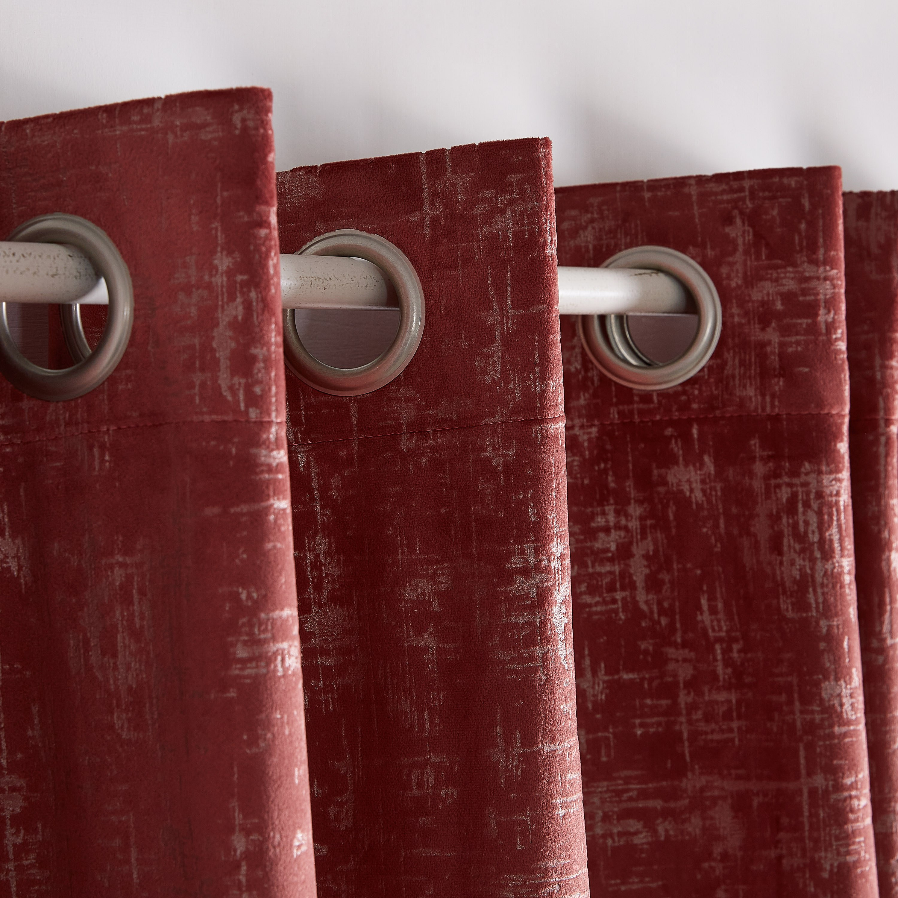 زوج ستائر تعتيم مخملي بطبعات من أودري- 135x300 سم-hbxbedroom-windowcoverings-curtains-image-2