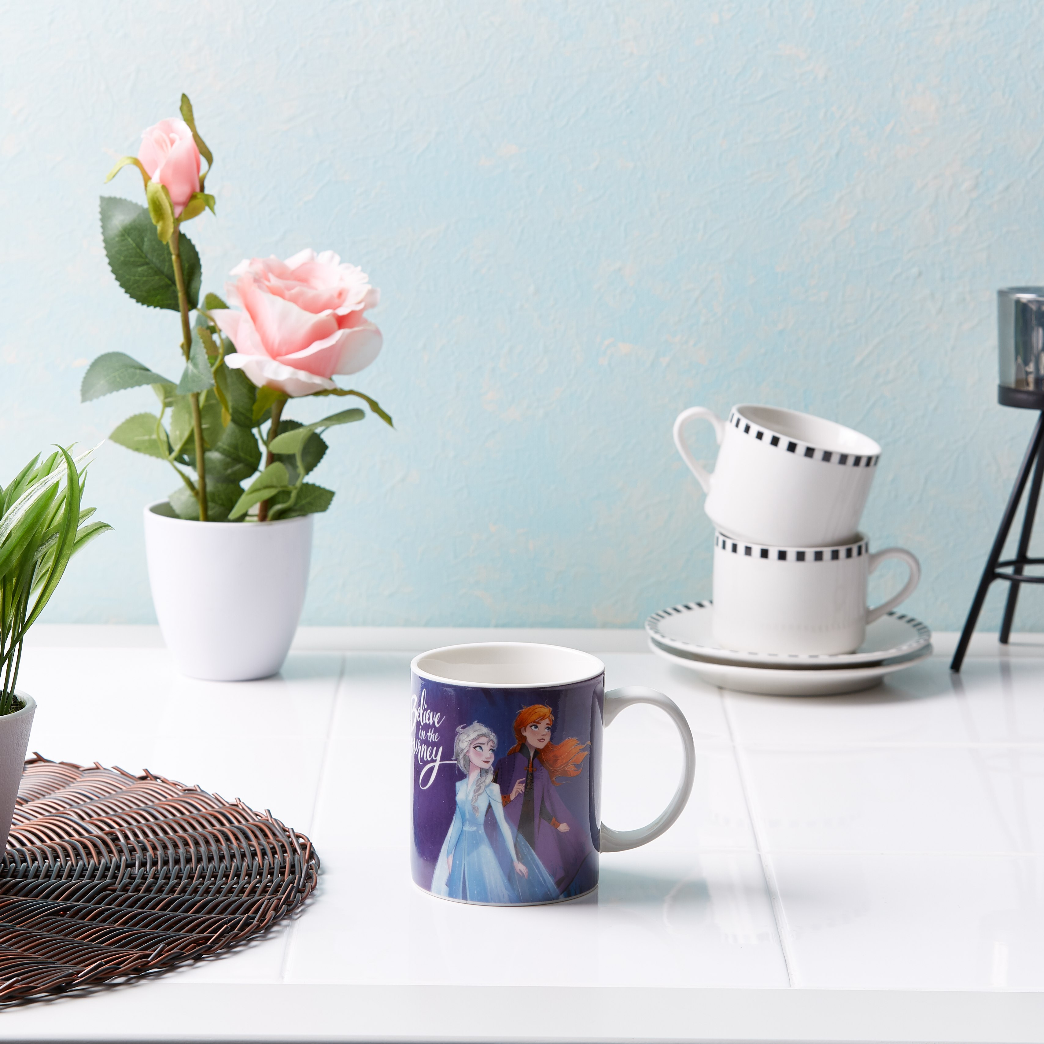 مج بطبعات فروزن- 300 مل-hbxhomeware-hbxkidsandyouth-image-3