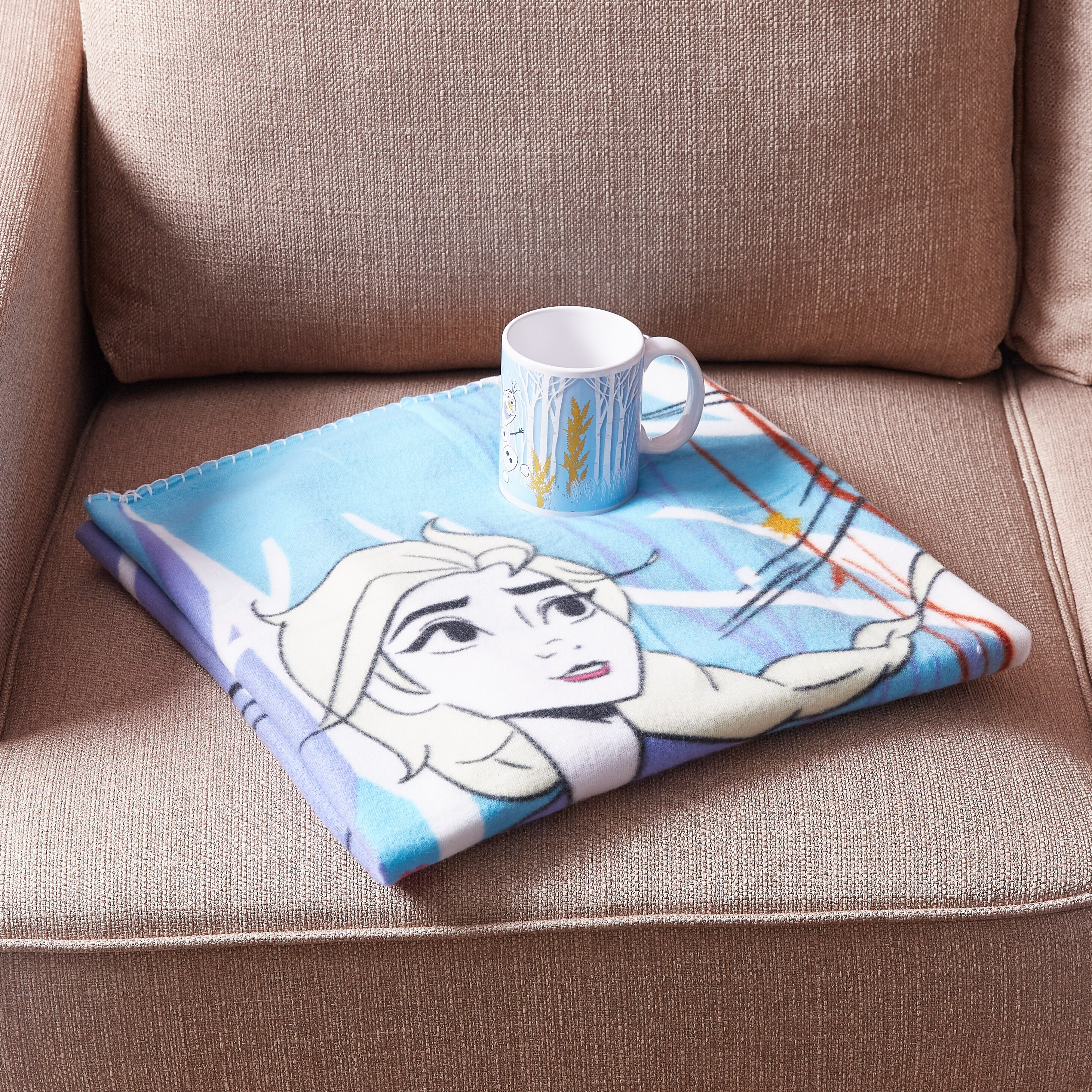 طقم قدح وبطّانية صوف بطبعات فروزن-hbxhomeware-hbxkidsandyouth-image-1
