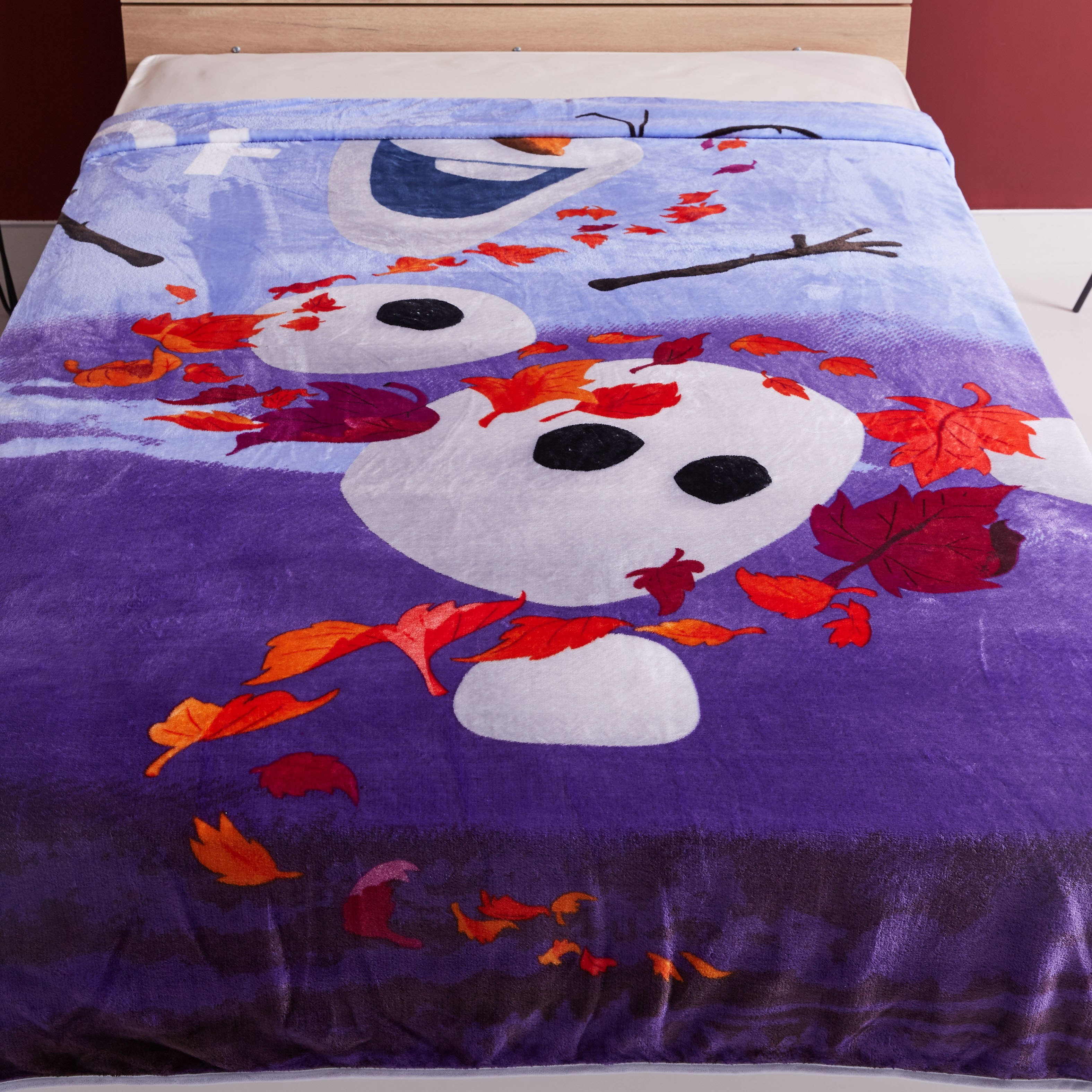 بطانية فلانيل بطبعات شخصية إلسا من فيلم فروزن - 220x160 سم-hbxhomeware-hbxkidsandyouth-image-2