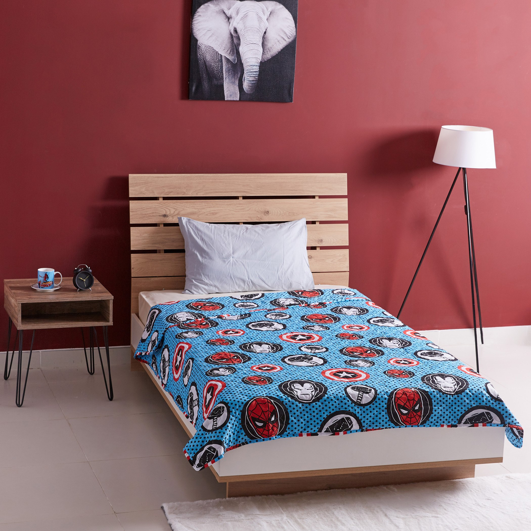 مفرش سرير مبطّن بطبعات أفينجرز - 160x220 سم-hbxhomeware-hbxkidsandyouth-image-4
