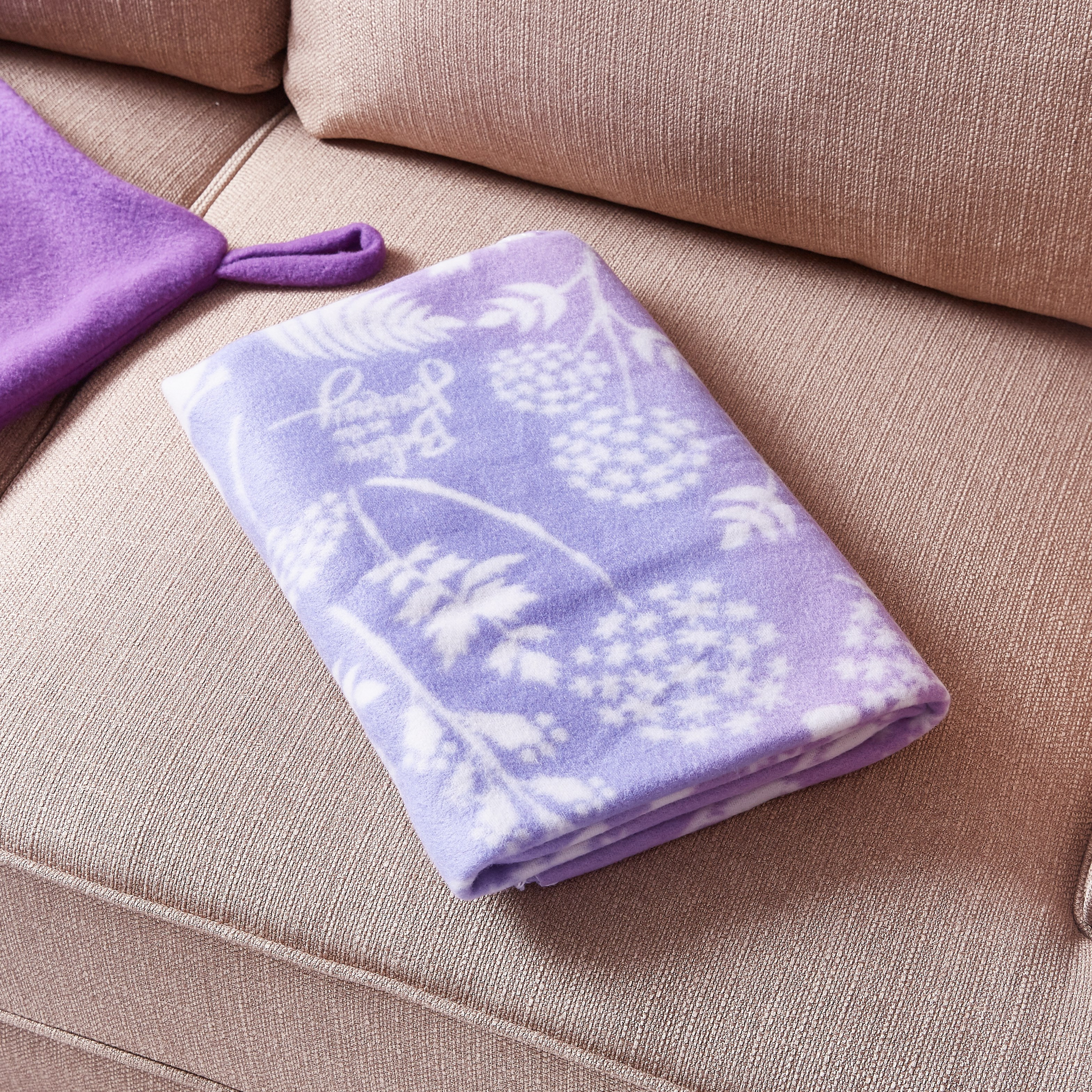 بطاّنية خفيفة ووسادة قابلة للتحوّل بطبعات فروزن- طقم من قطعتين-hbxhomeware-hbxkidsandyouth-image-3