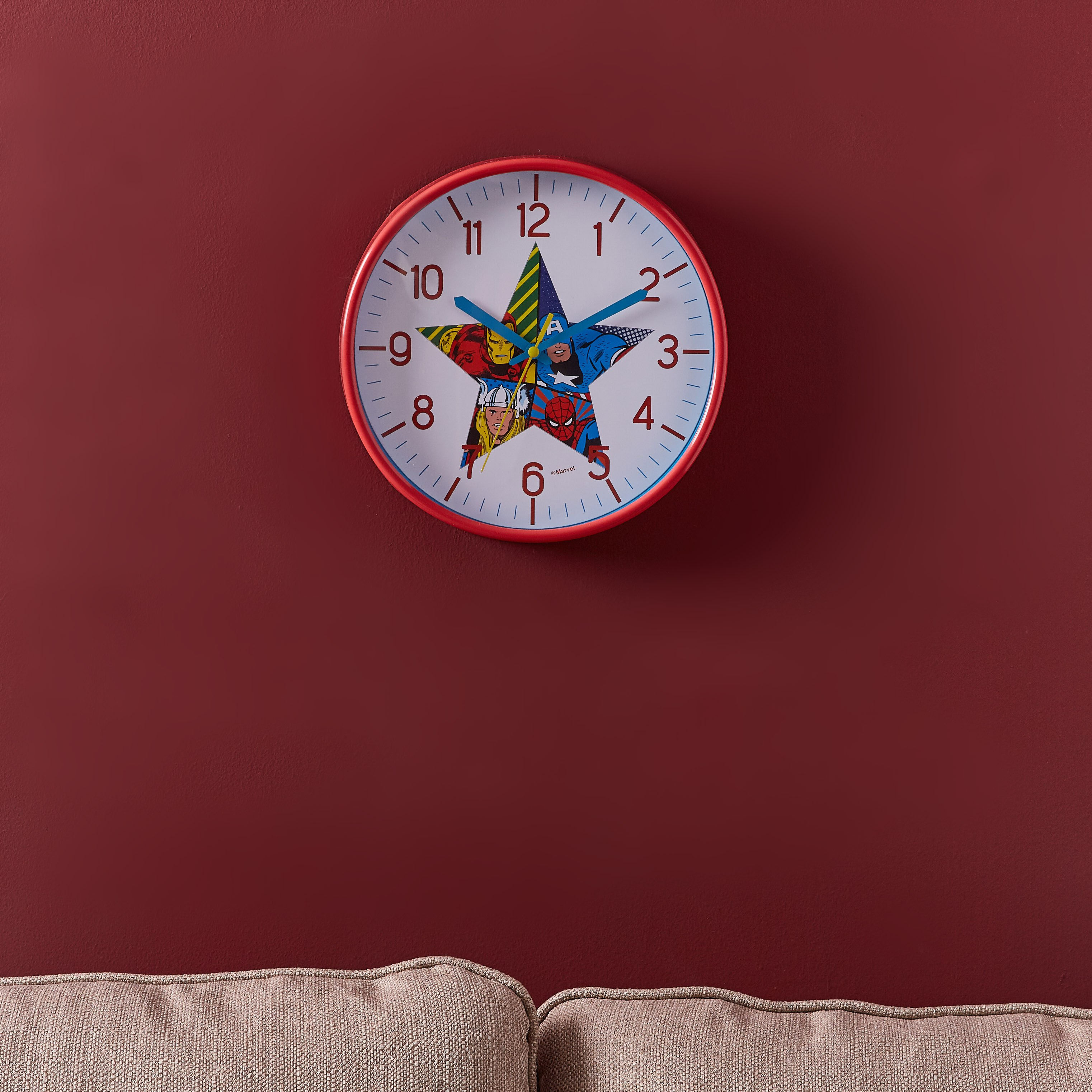 ساعة حائط مستديرة بطبعات أفينجرز-hbxhomeware-hbxkidsandyouth-image-1