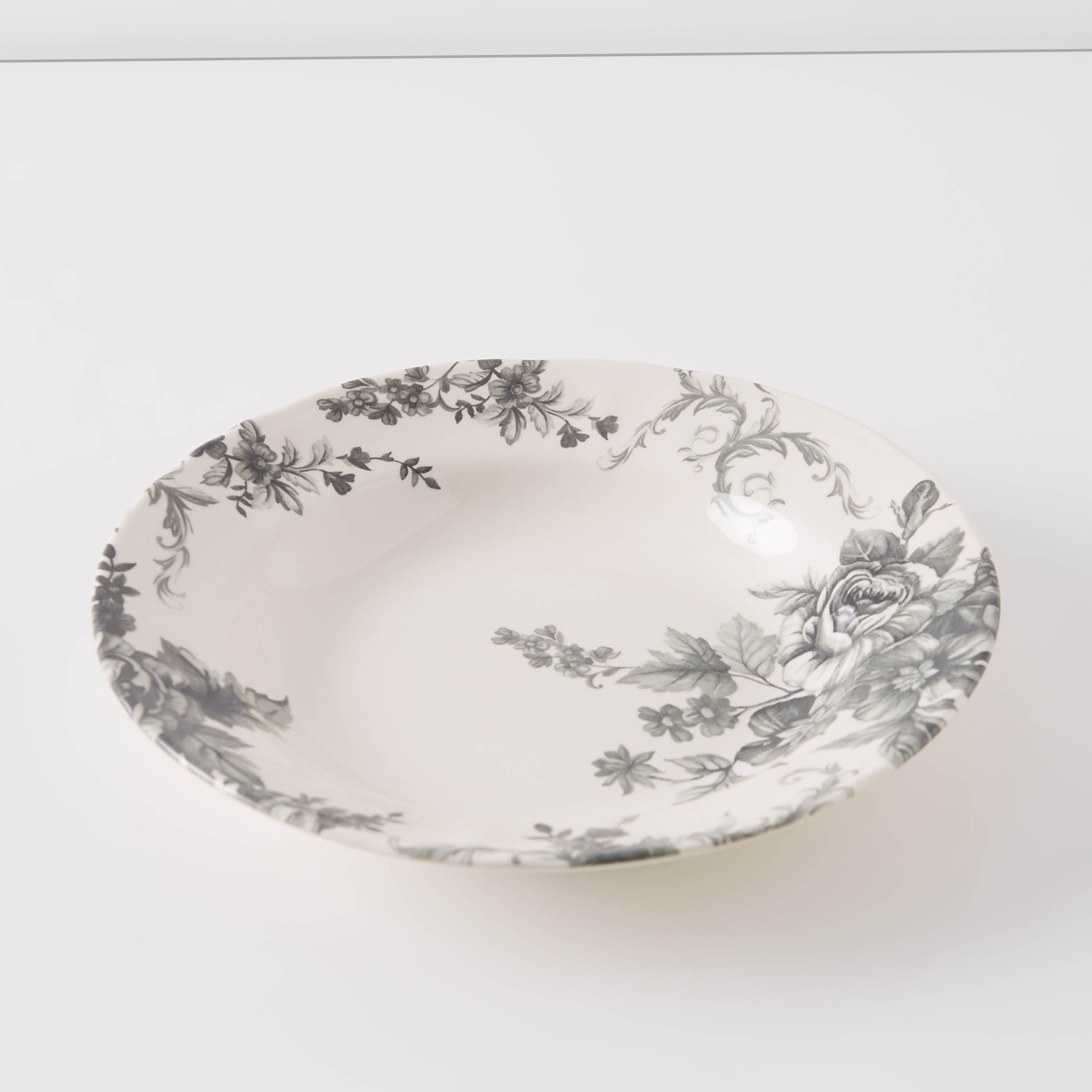 صحن حساء مستدير من جورجز - 23 سم-hbxdecorandfurnishings-tabletop-crockery-image-4