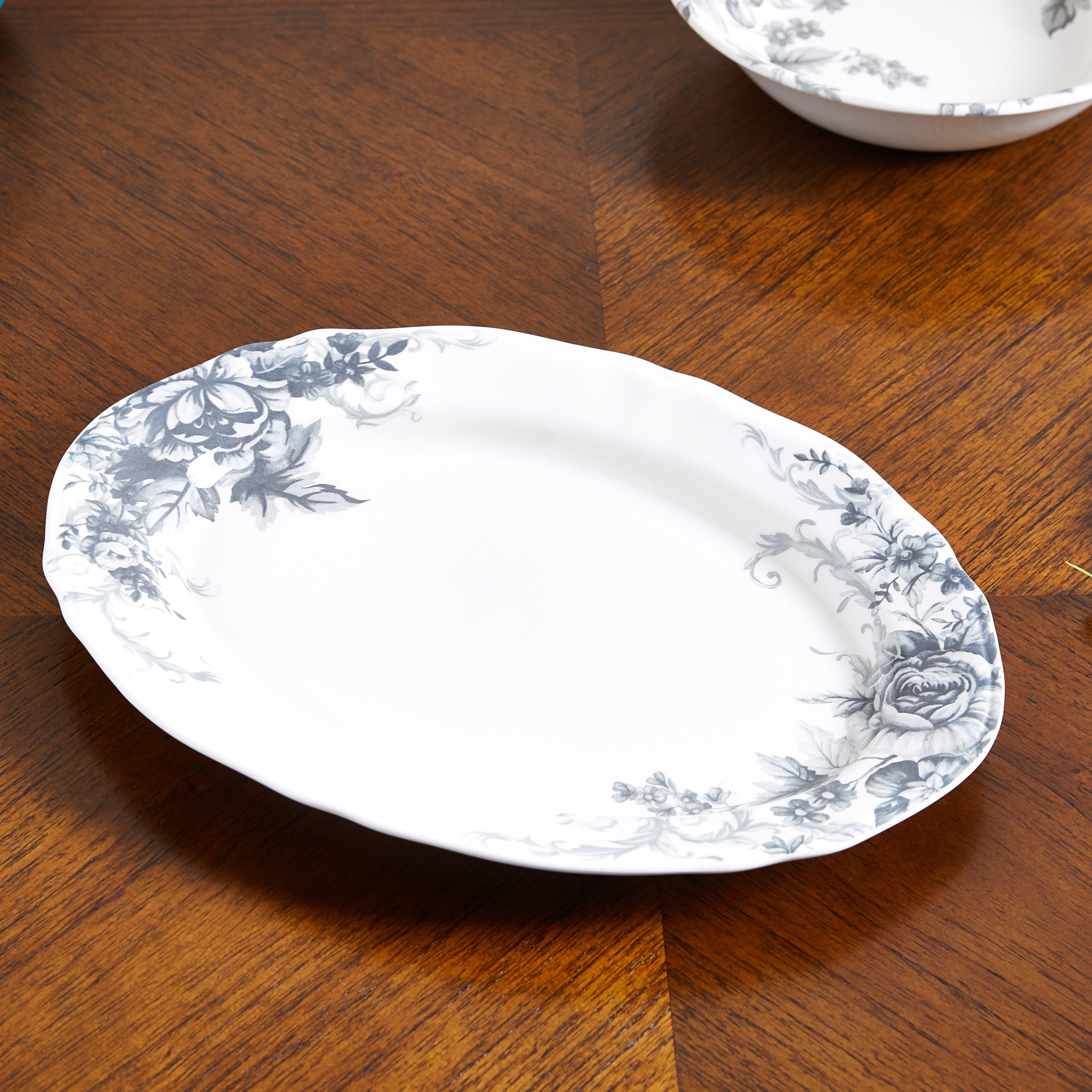 صحن بيضاوي جورجيوس - 36 سم -hbxdecorandfurnishings-tabletop-crockery-image-1