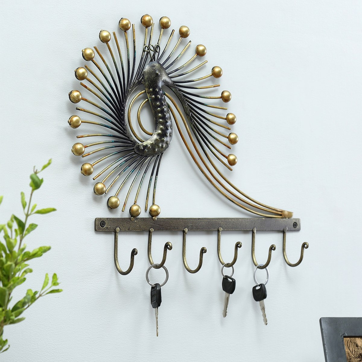 Peacock Accented Hook-hbxhomeware-homedecor-figurinesandornaments-image-1