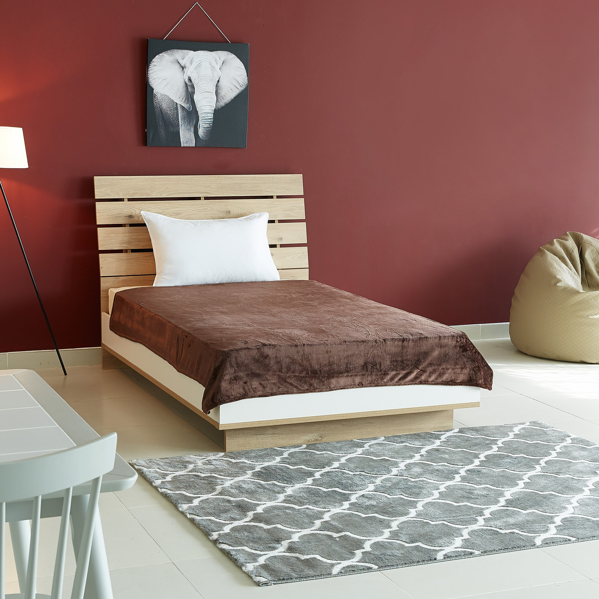Royal Flannel Blanket - 150x200 cm-hbxhomeware-hbxbedroom-image-3