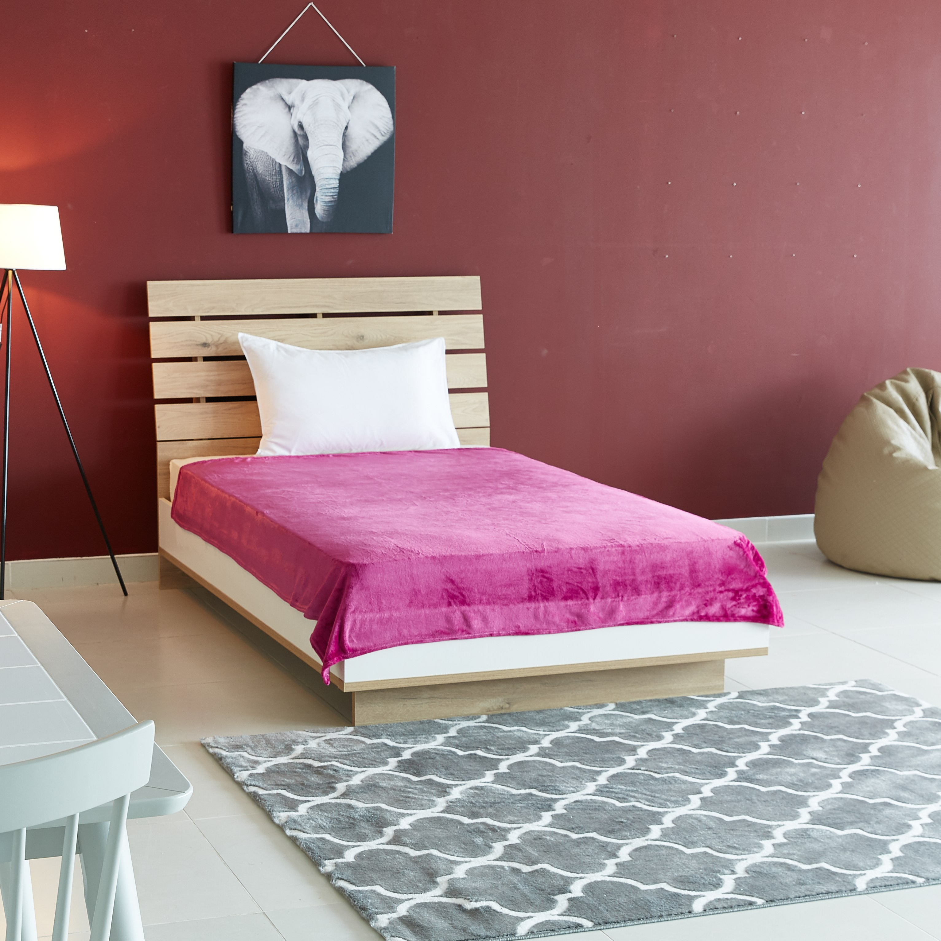 Royal Queen Flannel Blanket â€“ 200x220 cm-hbxhomeware-hbxbedroom-image-1
