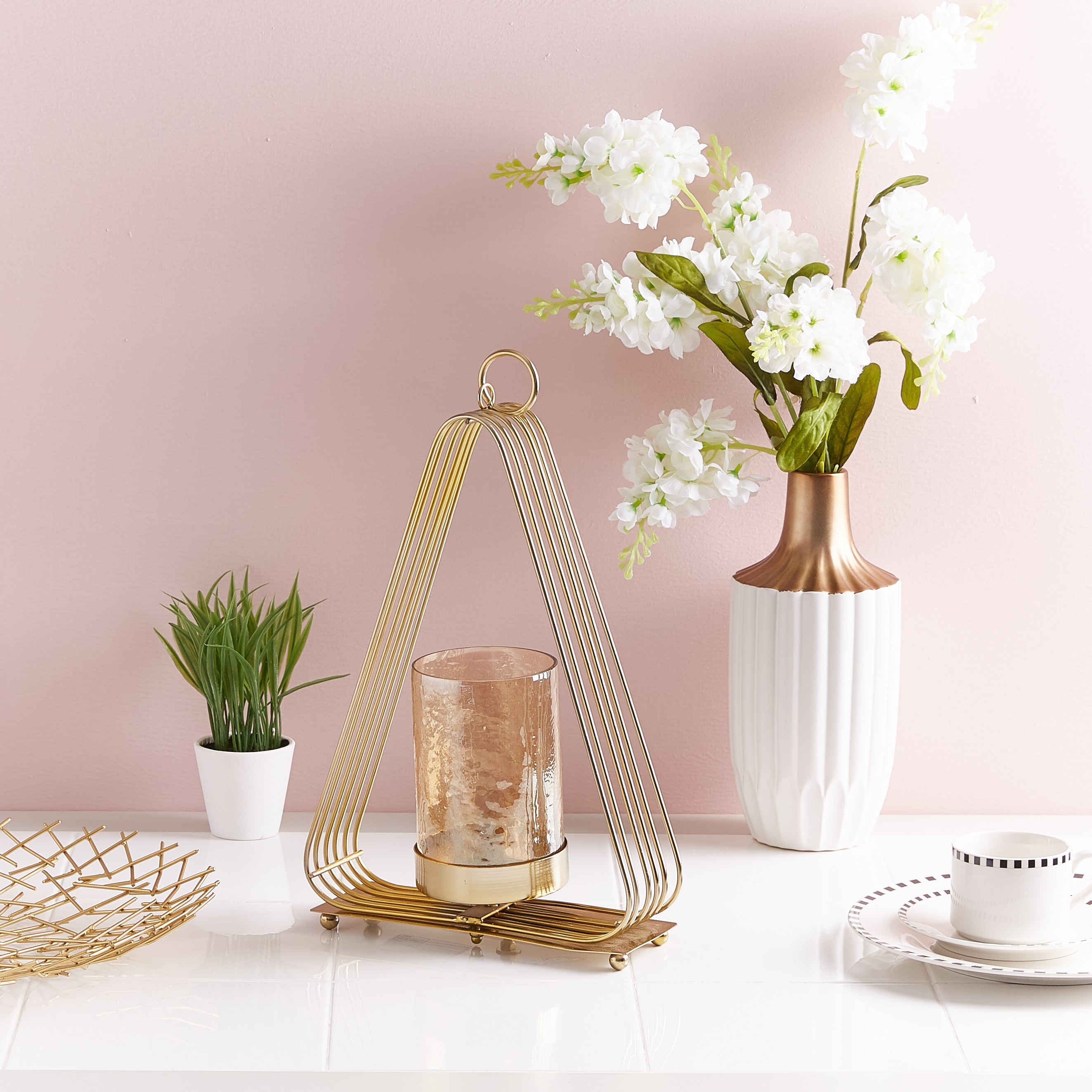 Ivana Triangle Candle Holder-hbxlivingroom-decorandaccessories-candleholders-image-3