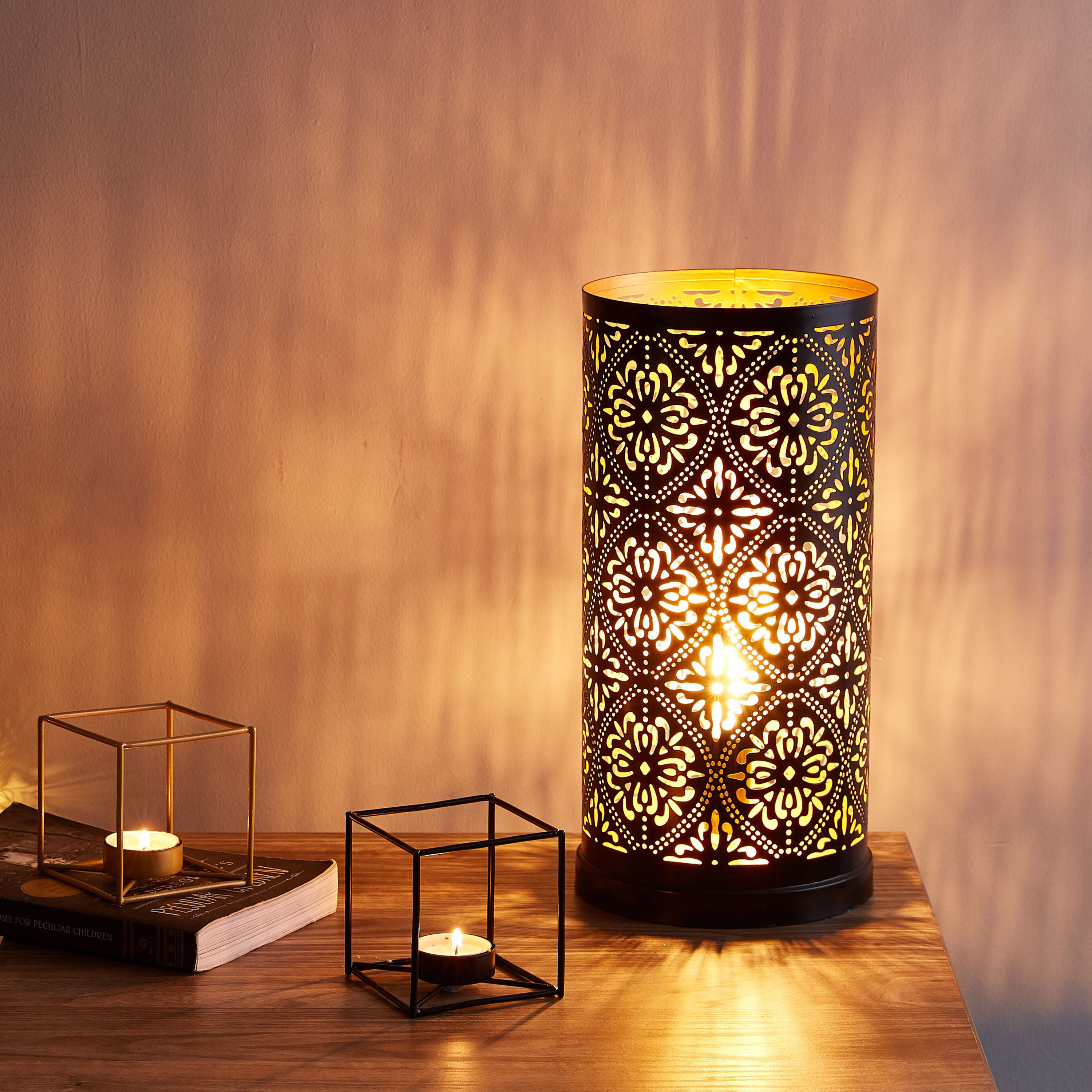 حامل شموع معدني-hbxlivingroom-decorandaccessories-candleholders-image-3