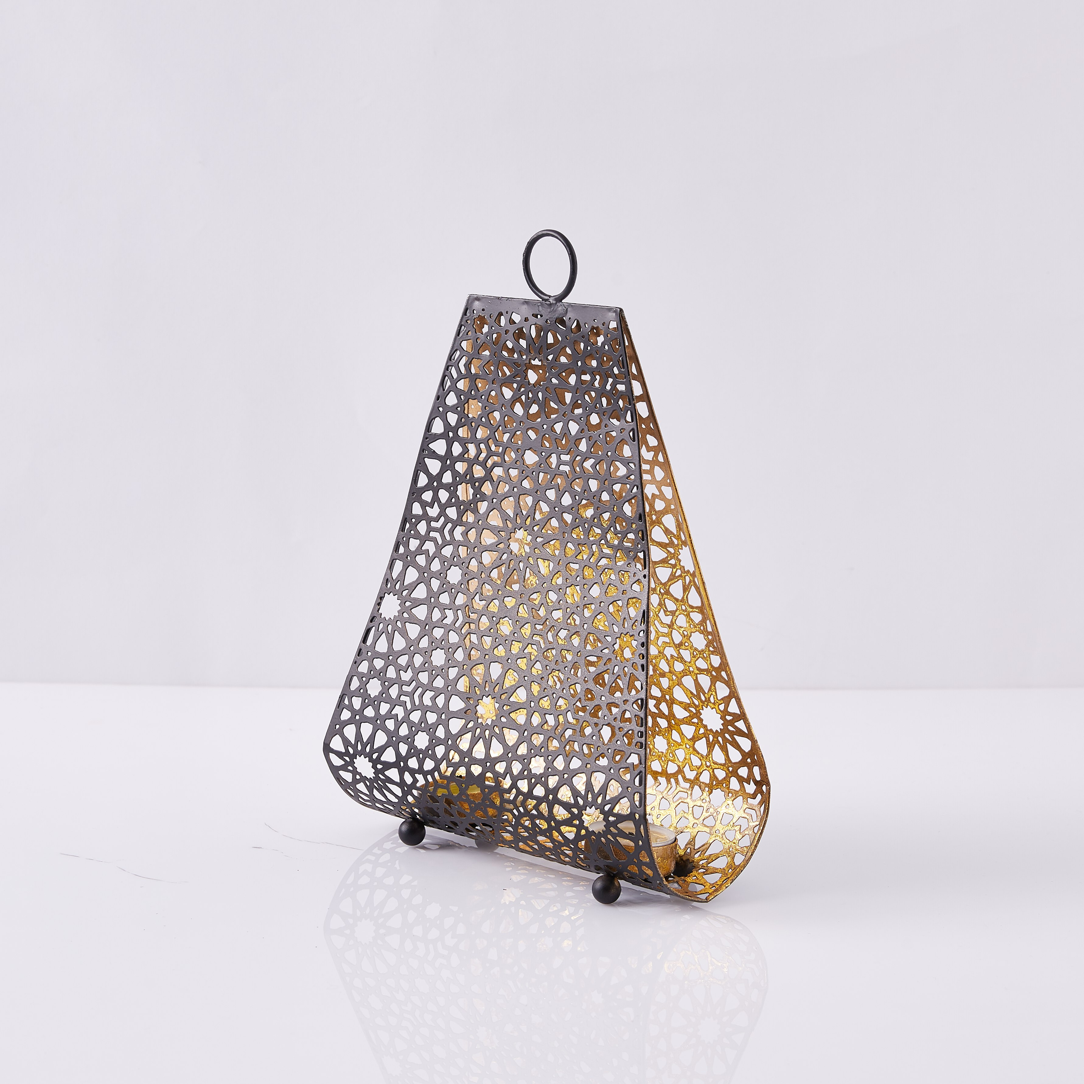 حامل شموع بتفاصيل مفرّغة من كريست-hbxlivingroom-decorandaccessories-candleholders-image-5