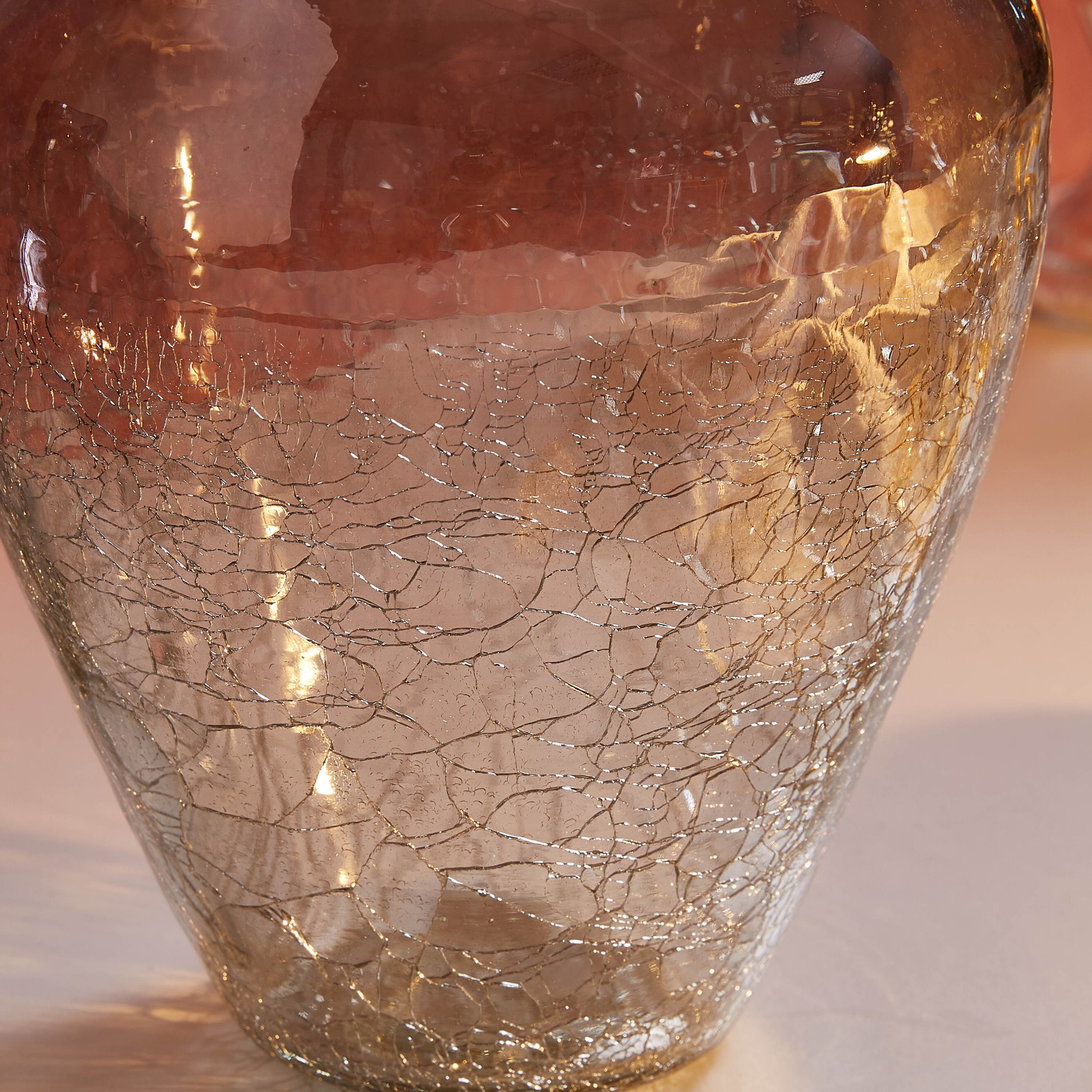 مزهرية زجاج مزينة من أوبس-hbxbedroom-decorandaccessories-vases-image-3