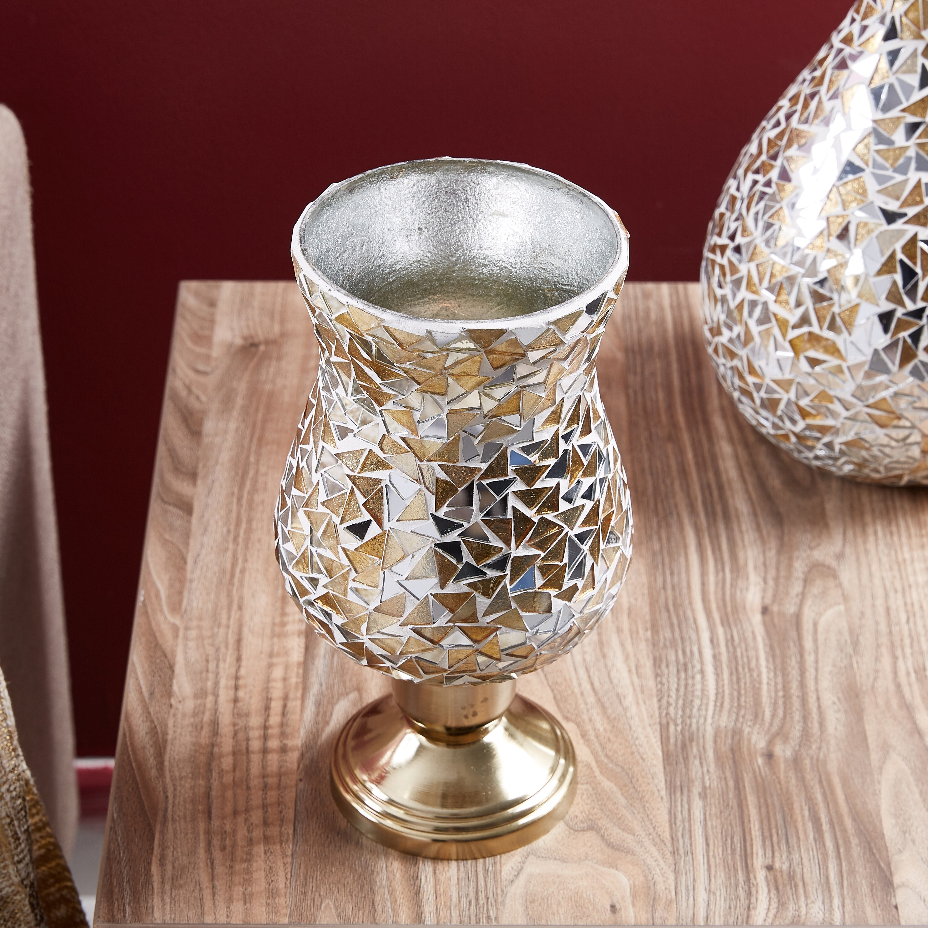 حامل شموع بتفاصيل موزاييك من أراي هوريكاين-hbxlivingroom-decorandaccessories-candleholders-image-2