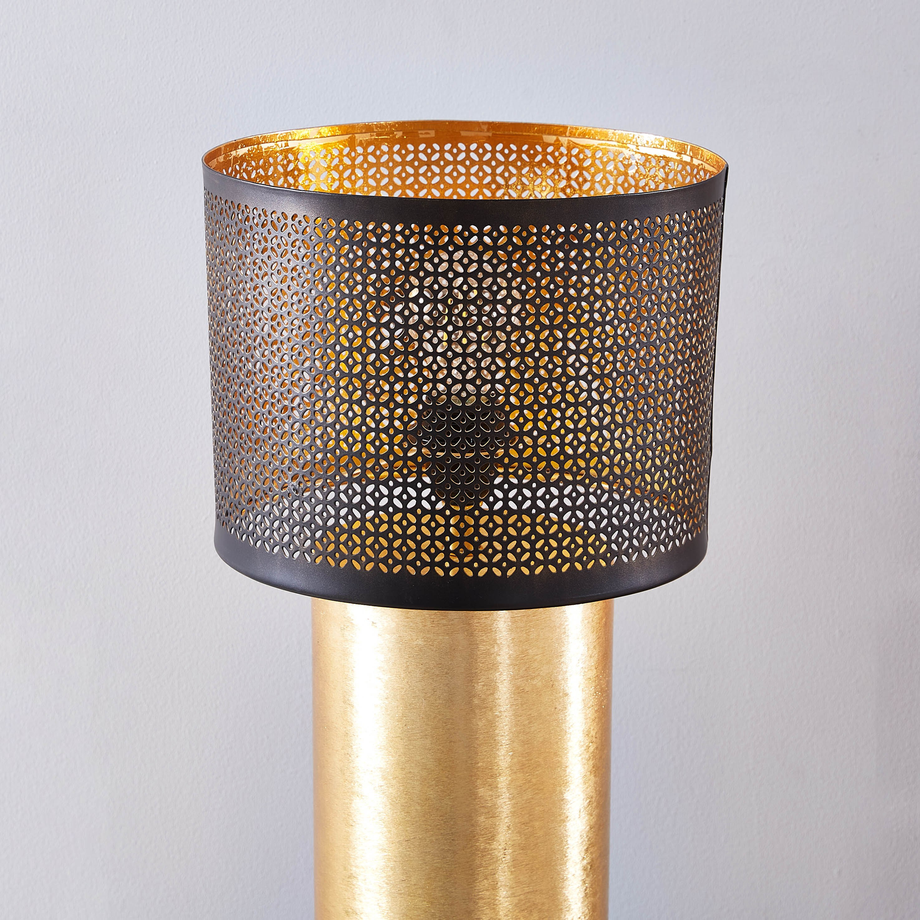 مصباح طاولة معدني من كيلي -60  سم-hbxlivingroom-lighting-tablelamps-image-3