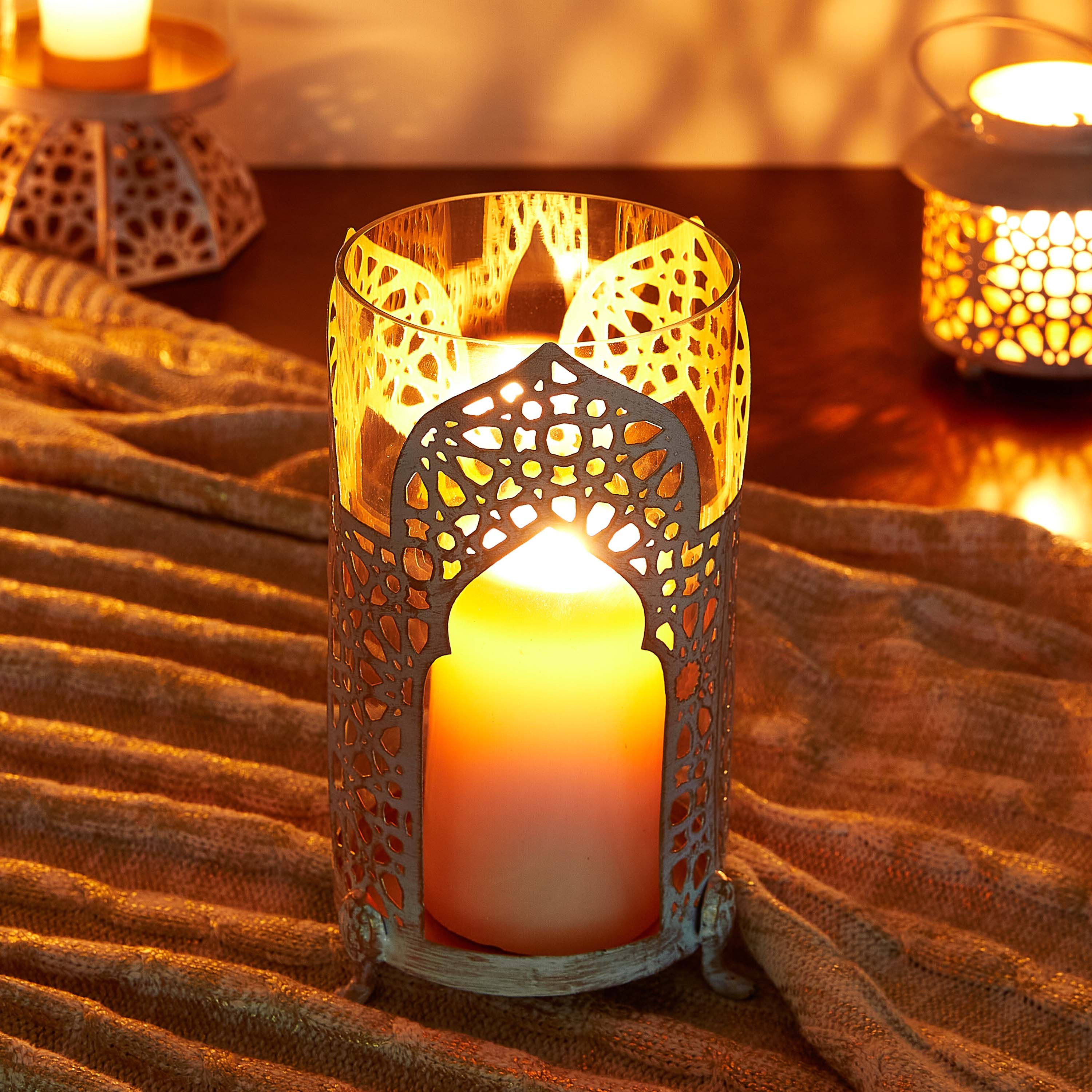 حامل شموع مزيّن من مراكش-hbxlivingroom-decorandaccessories-candleholders-image-2