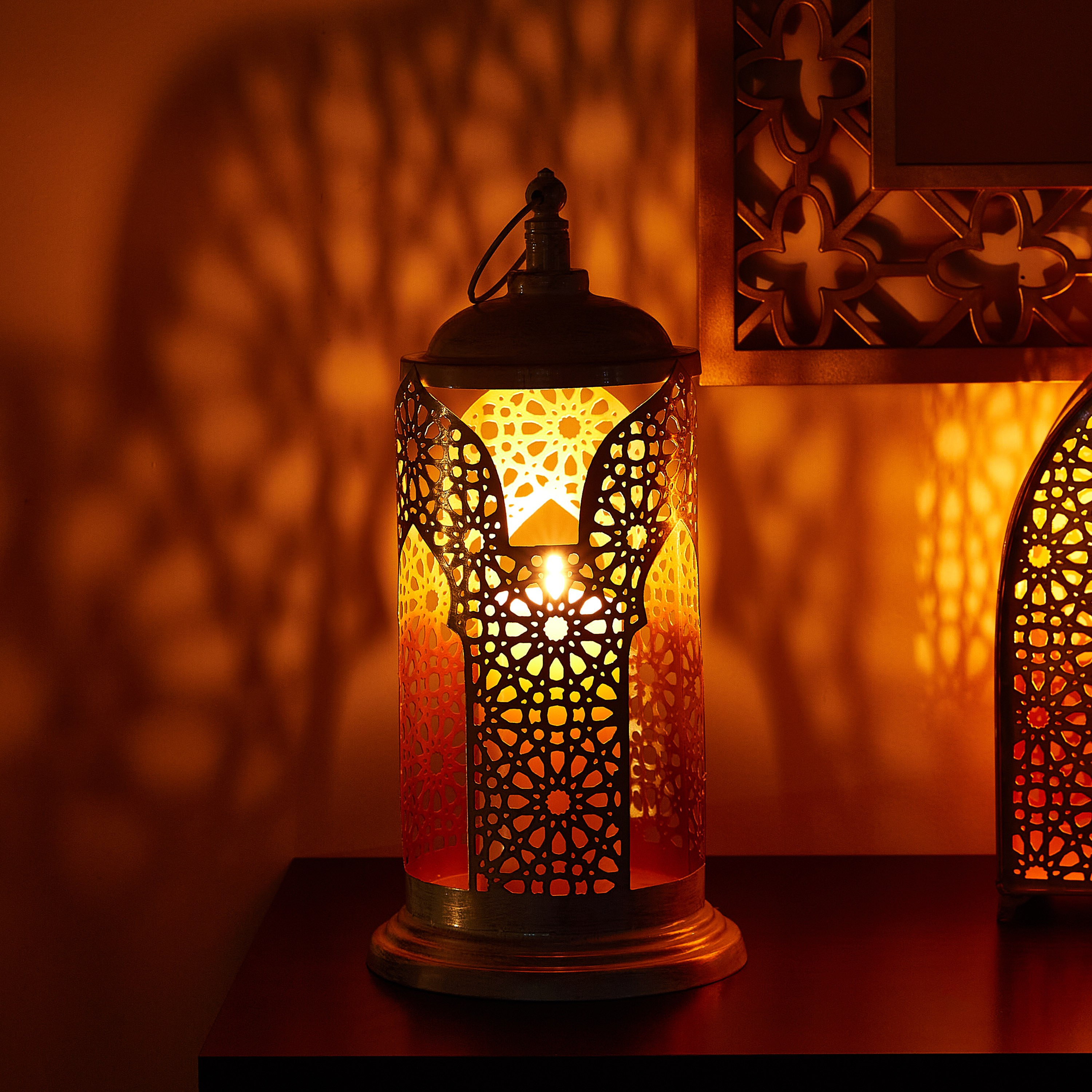 حامل شموع بتصاميم مفرّغة من مراكش-hbxlivingroom-decorandaccessories-candleholders-image-2