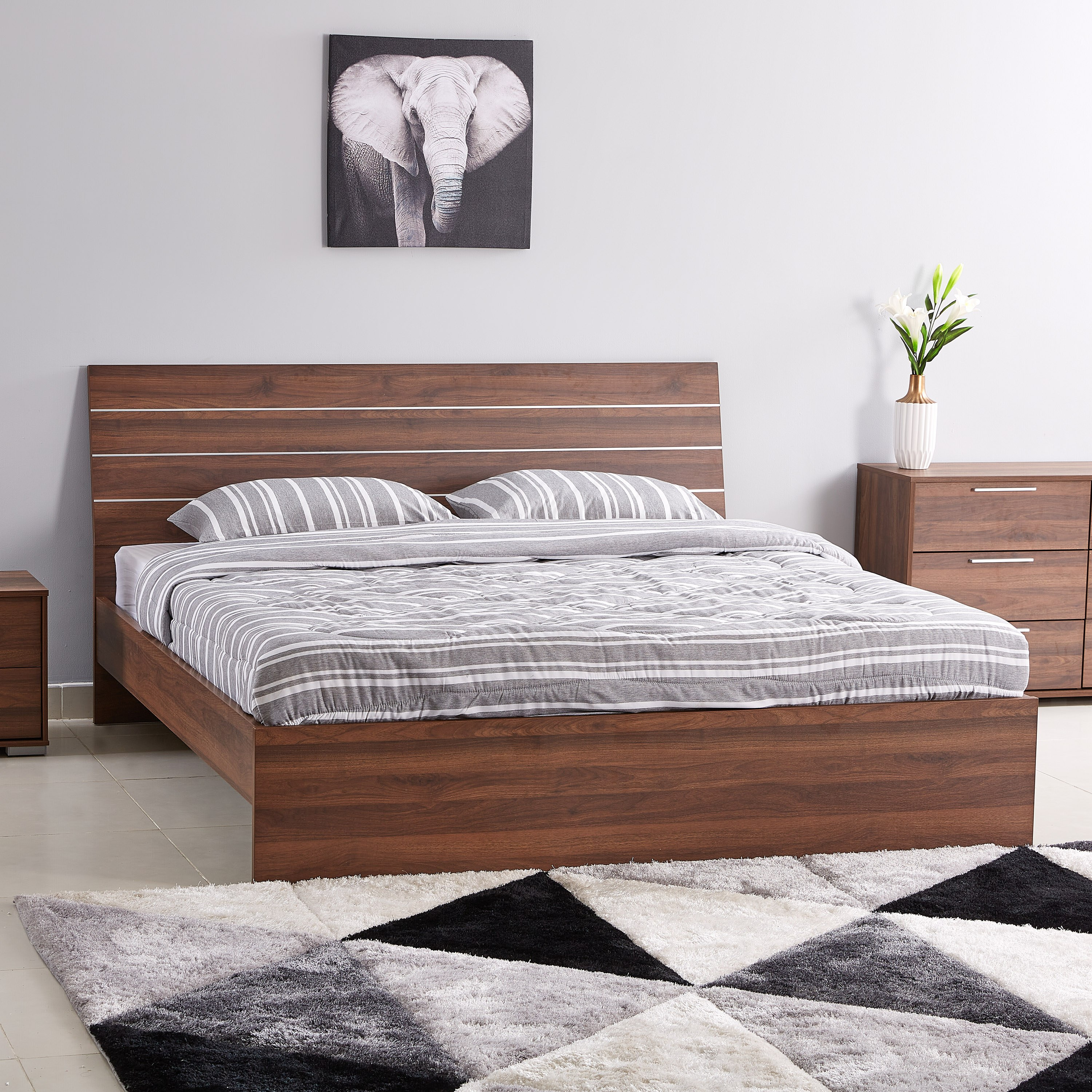 Movo Fiona King Bed - 180x200 cm-hbxfurniture-bedsandbedsets-beds-king-image-1