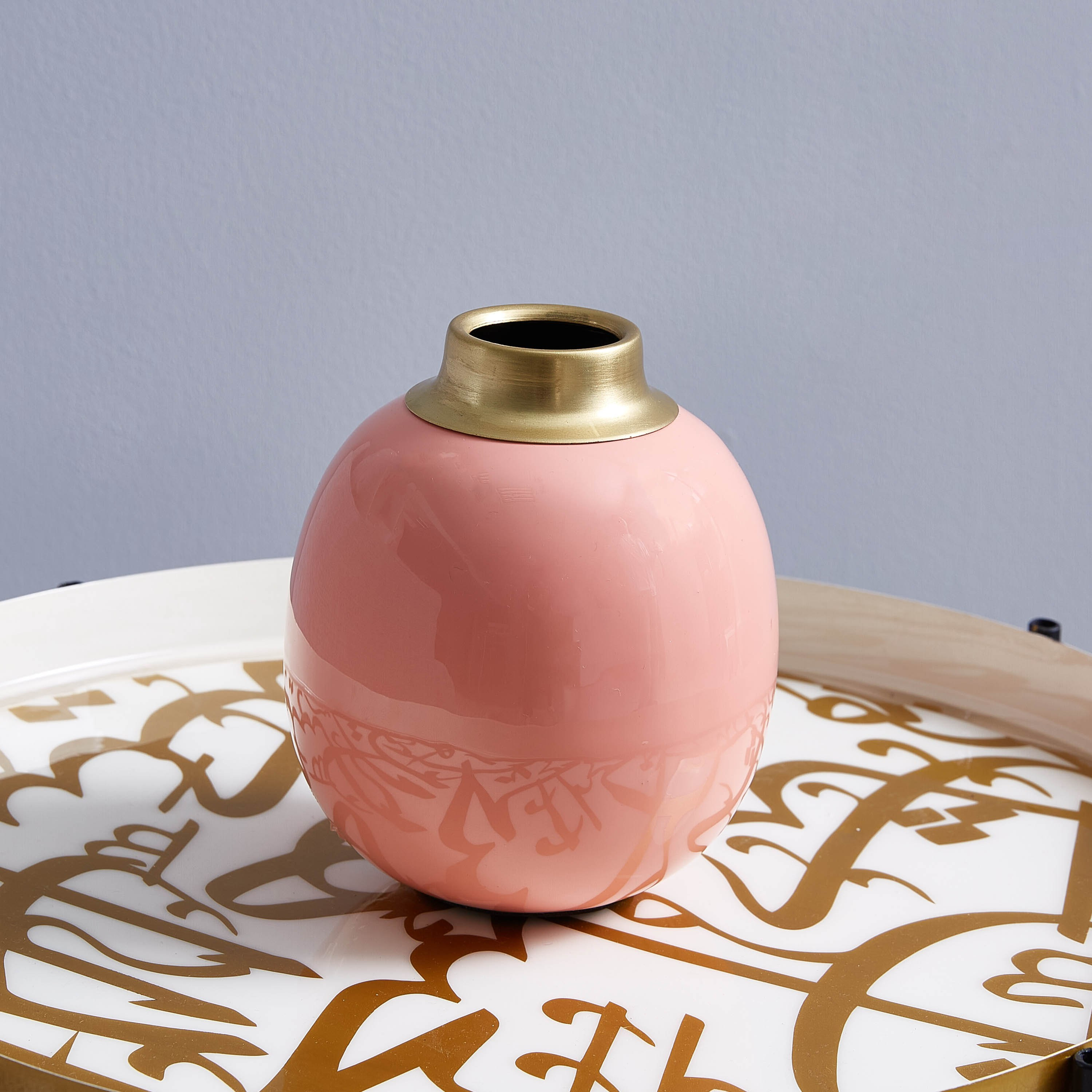 مزهرية معدنية من سبراوت-hbxbedroom-decorandaccessories-vases-image-1
