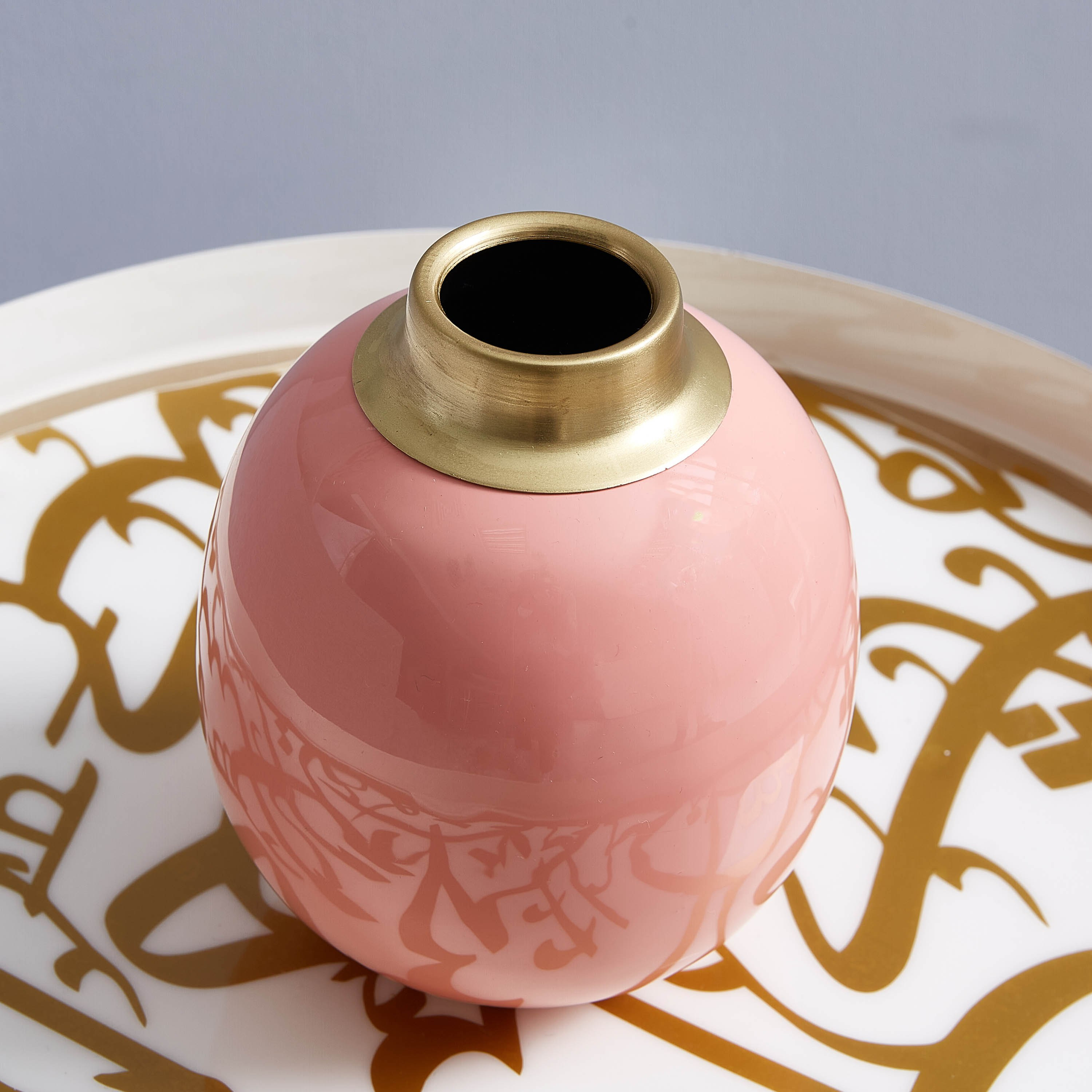 مزهرية معدنية من سبراوت-hbxbedroom-decorandaccessories-vases-image-3