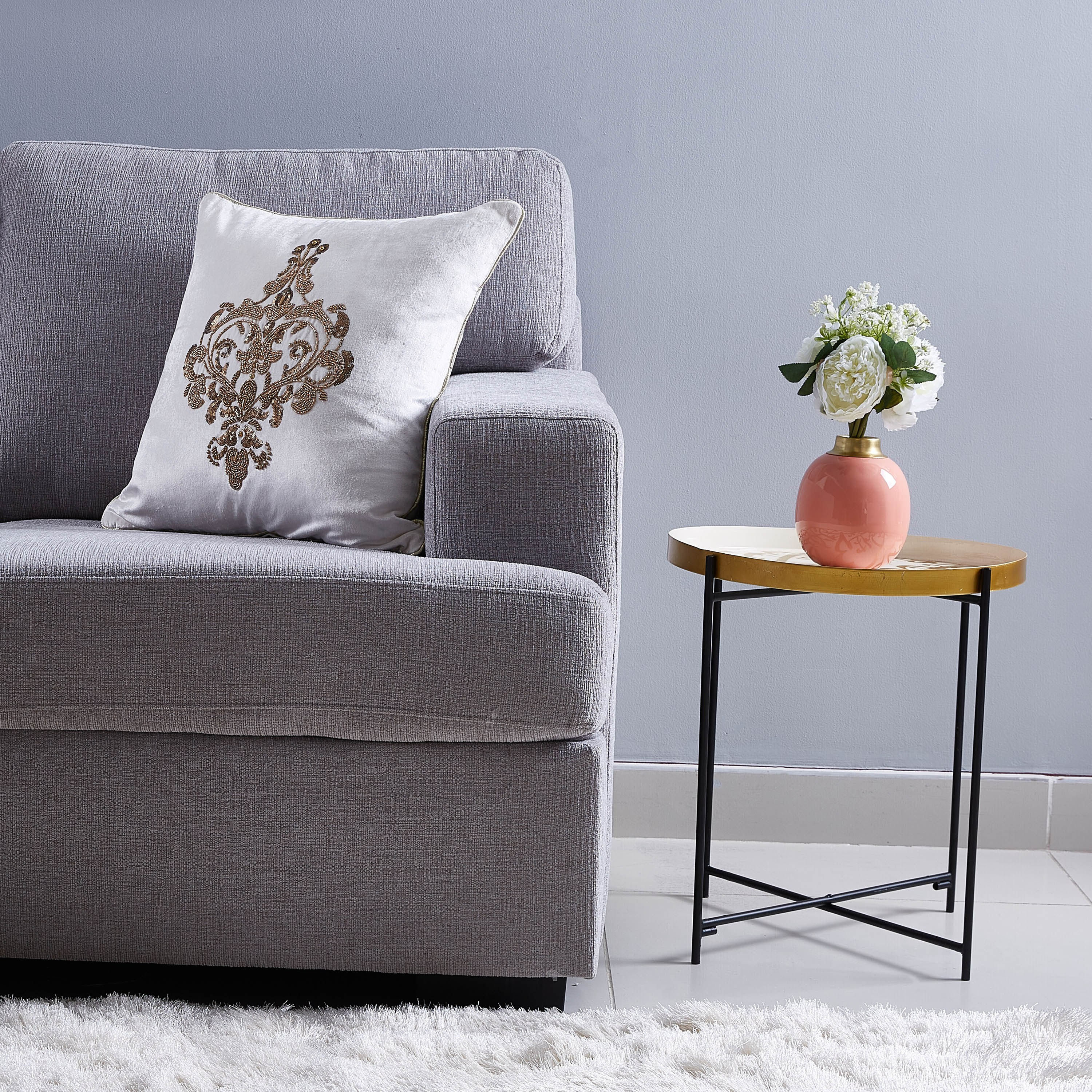 مزهرية معدنية من سبراوت-hbxbedroom-decorandaccessories-vases-image-4
