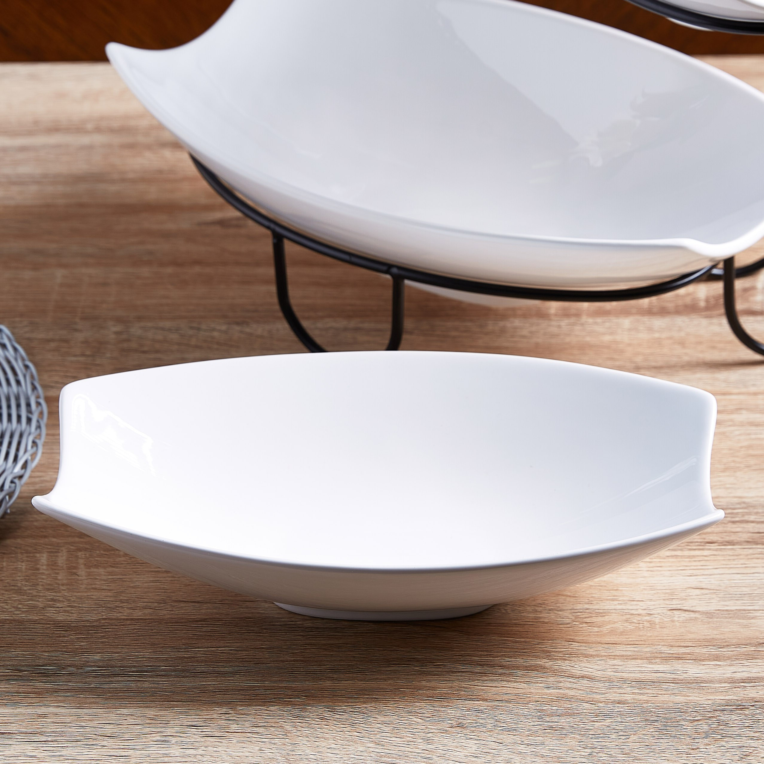 طقم صحون ب3 طوابق من نوفا-hbxdecorandfurnishings-tabletop-serveware-image-2