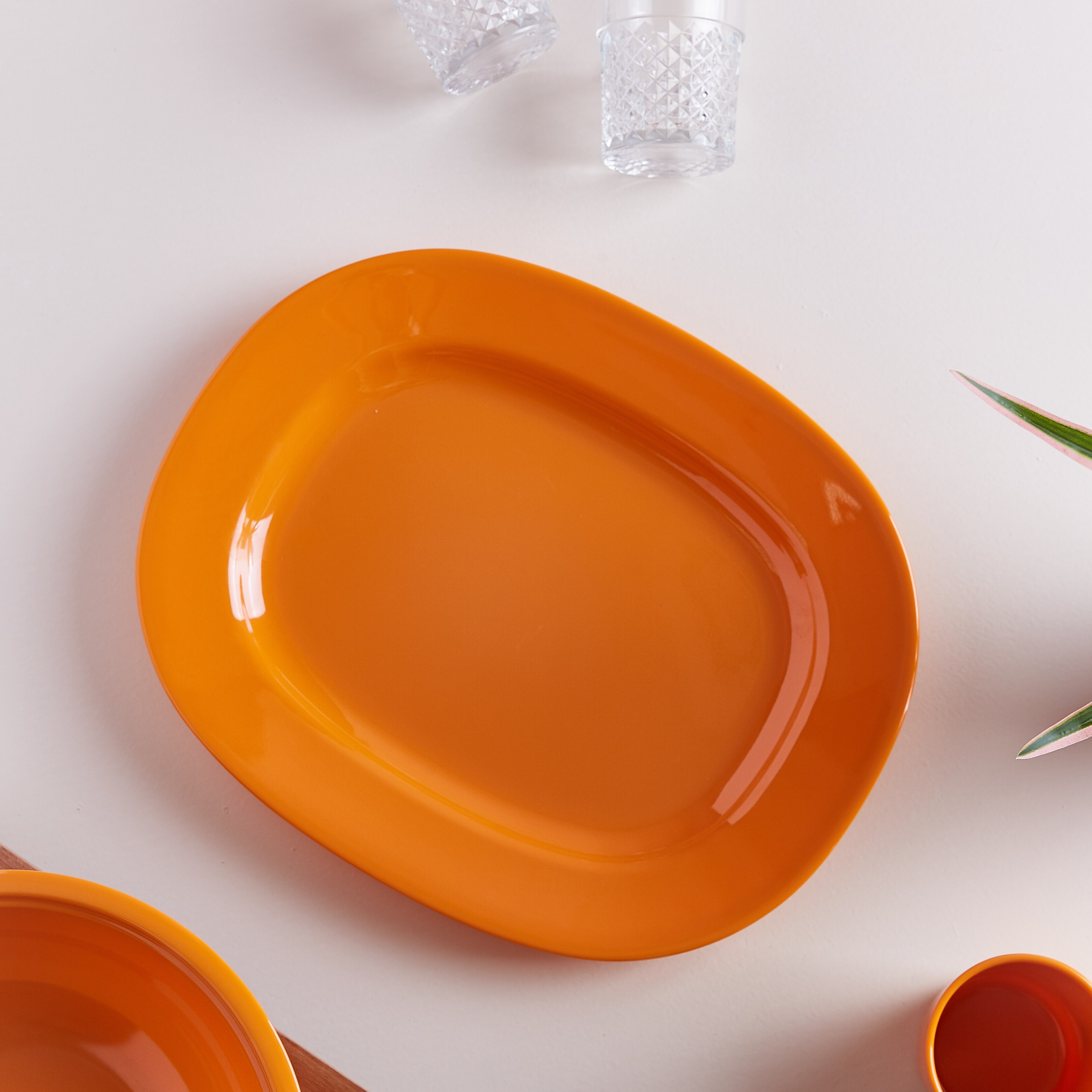 Bright Orange Rectangular Plate - 28x35 cm-hbxdecorandfurnishings-tabletop-crockery-image-2