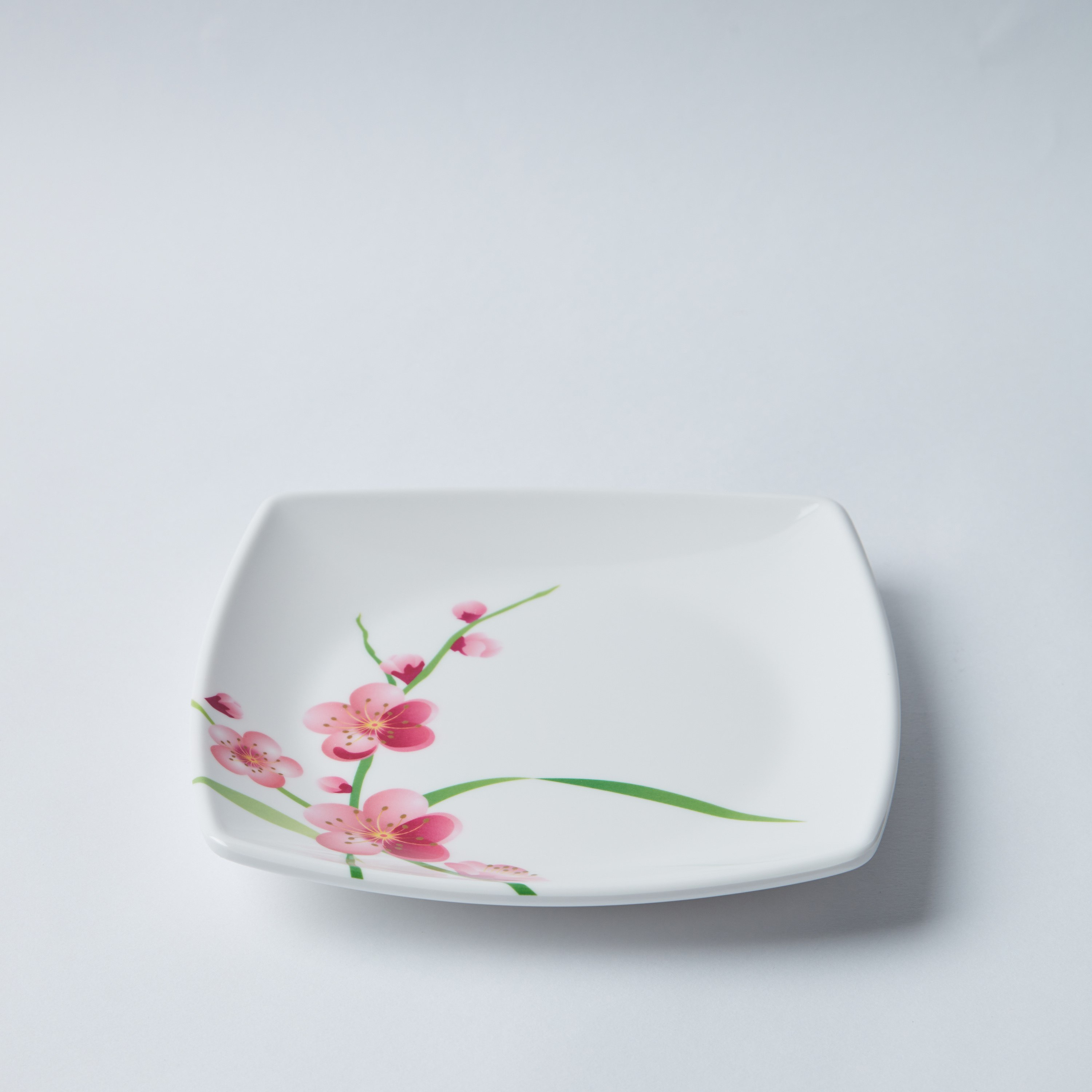 صحن مربّع بطبعات زهرة الربيع- 17 سم-hbxdecorandfurnishings-tabletop-crockery-image-4