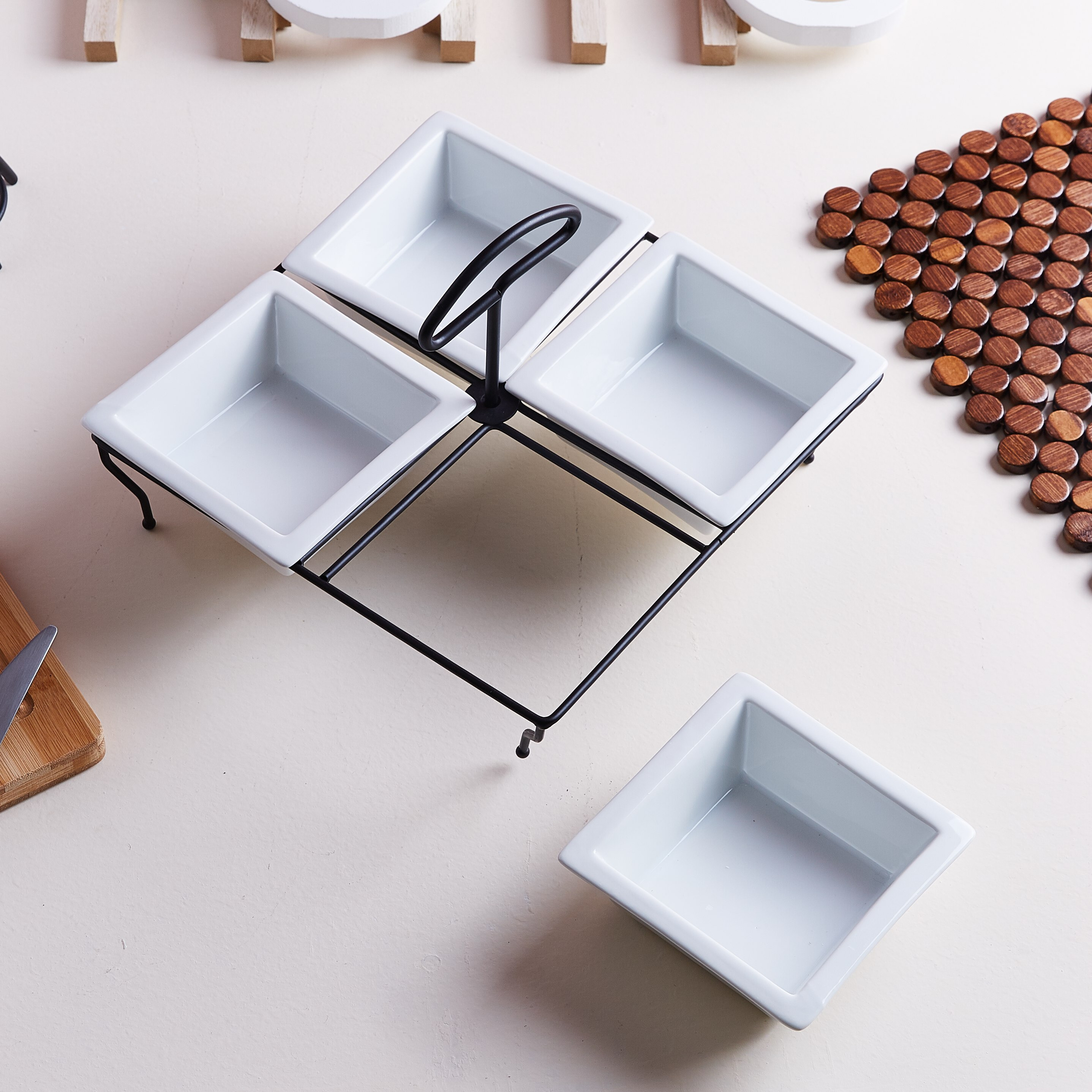 Great Serving 4-Square Bowls on rack-hbxdecorandfurnishings-tabletop-serveware-image-2