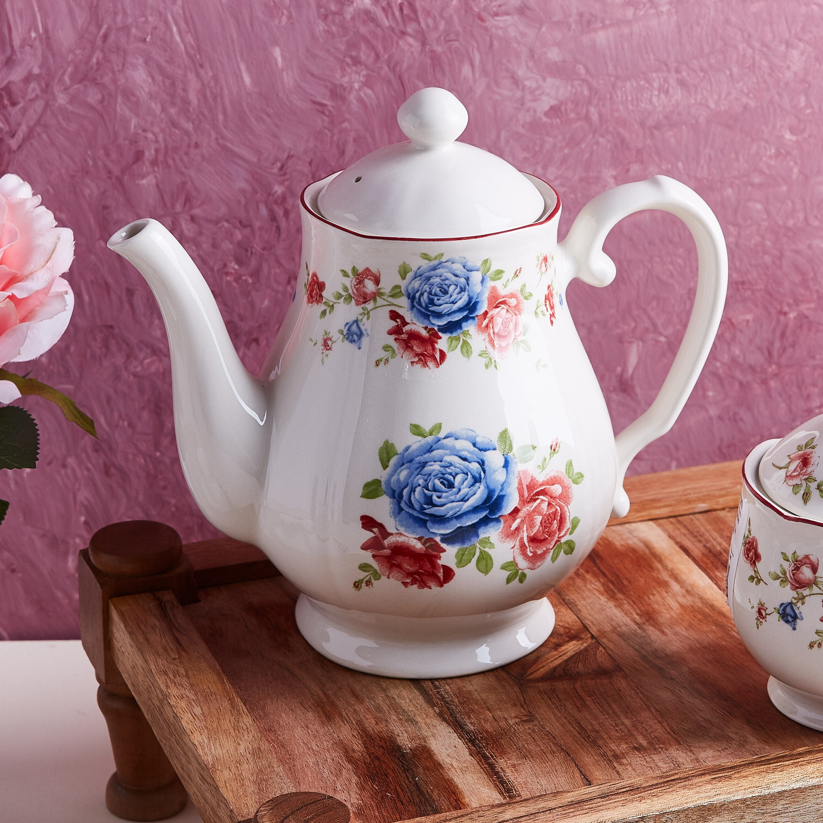 وعاء شاي مع غطاء بطبعات أزهار كوتاج من كلايتان - 965 سم-hbxhomeware-diningandtabletop-coffeeandteasets-image-1