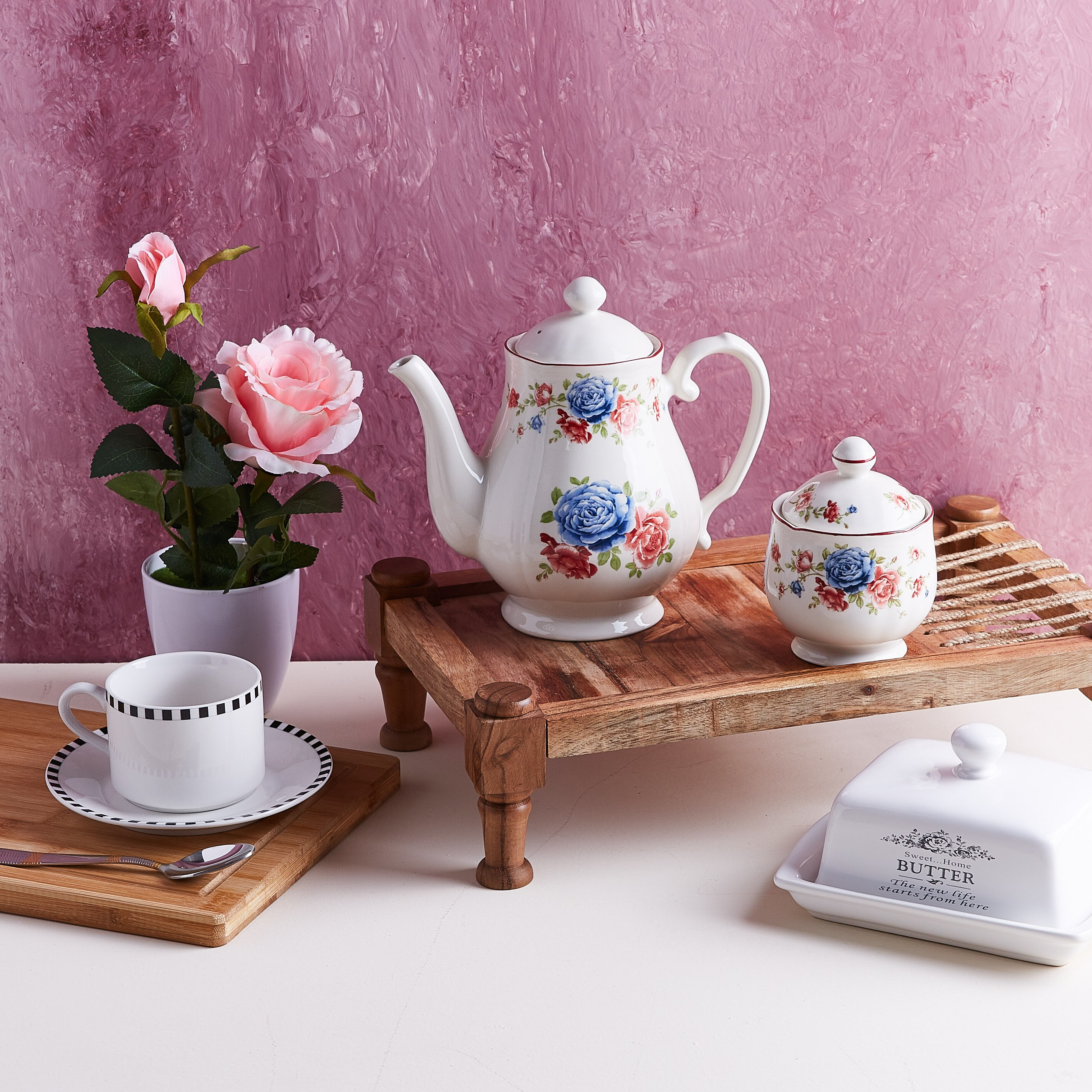 وعاء شاي مع غطاء بطبعات أزهار كوتاج من كلايتان - 965 سم-hbxhomeware-diningandtabletop-coffeeandteasets-image-3