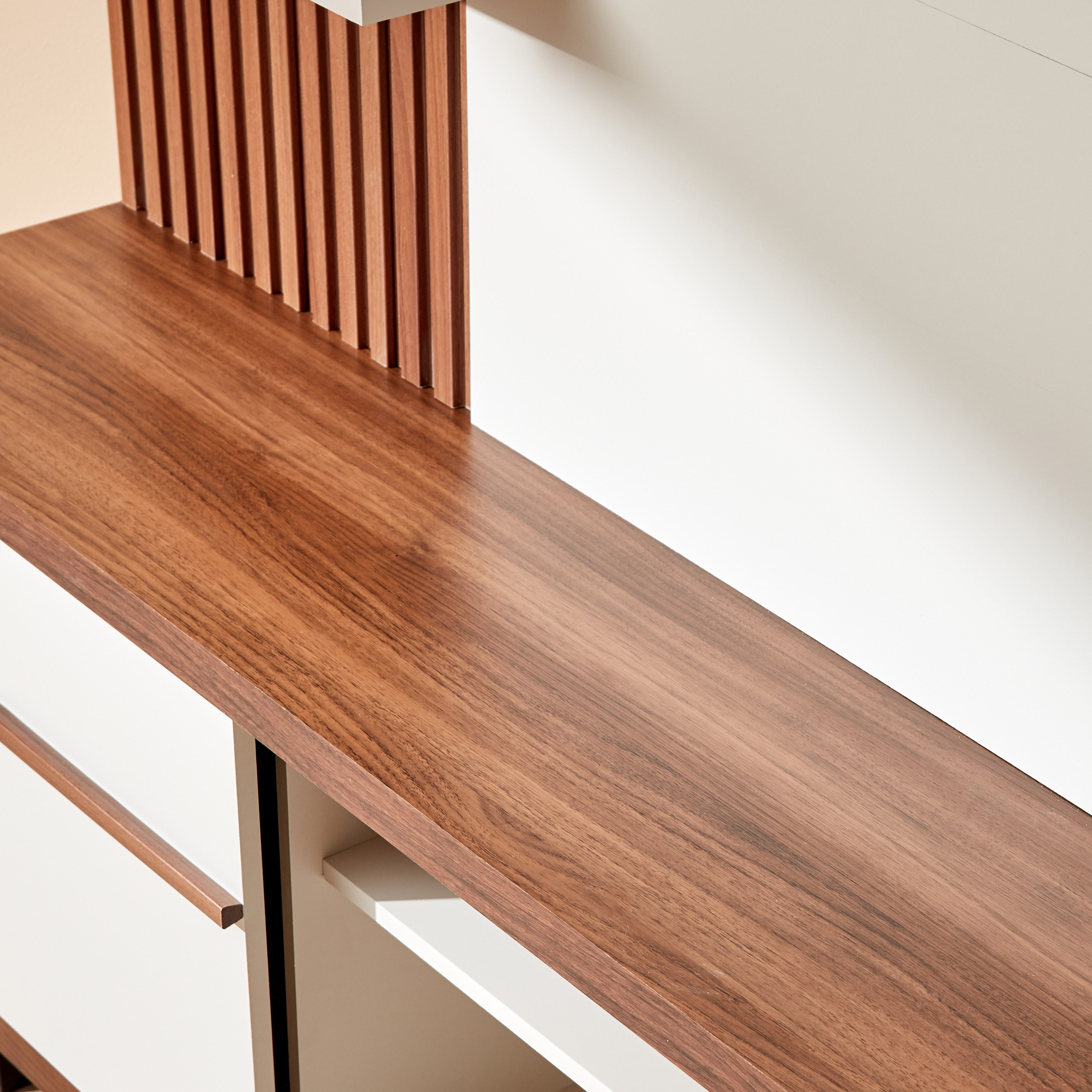 وحدة حائط للتلفاز حتى 55 بوصة من إتايبو-hbxlivingroom-mediaunitsandstorage-wallunits-image-4