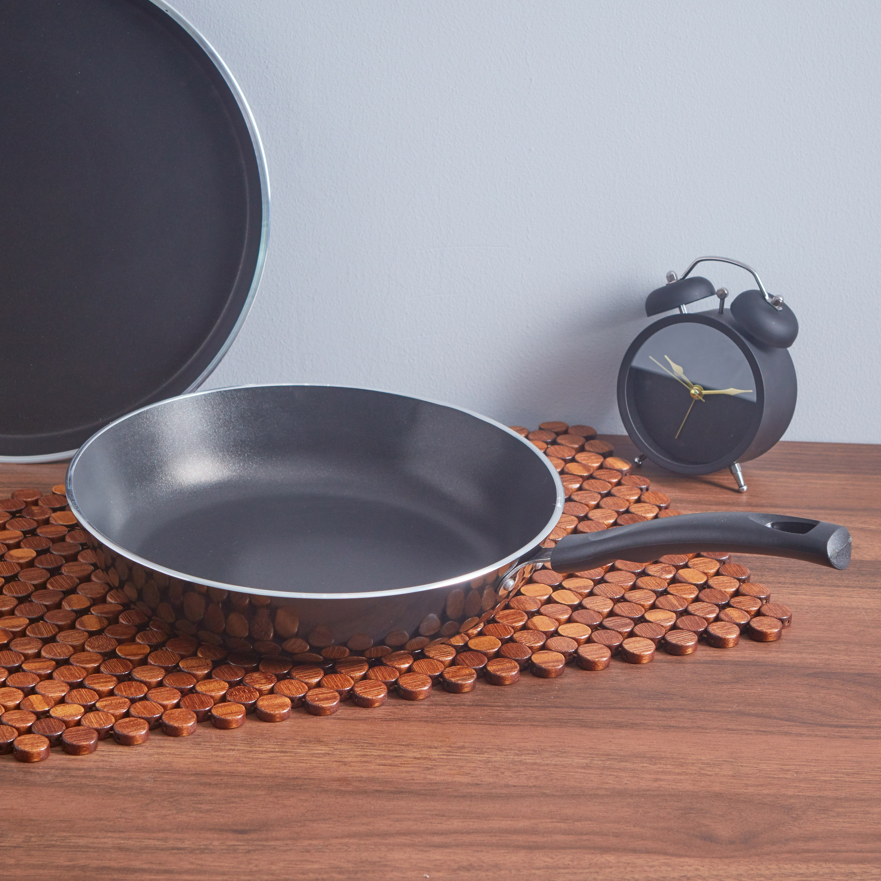 مقلاة غير لاصقة من بيجن - 28 سم-hbxkitchen-kitchenware-foodpreparation-image-1