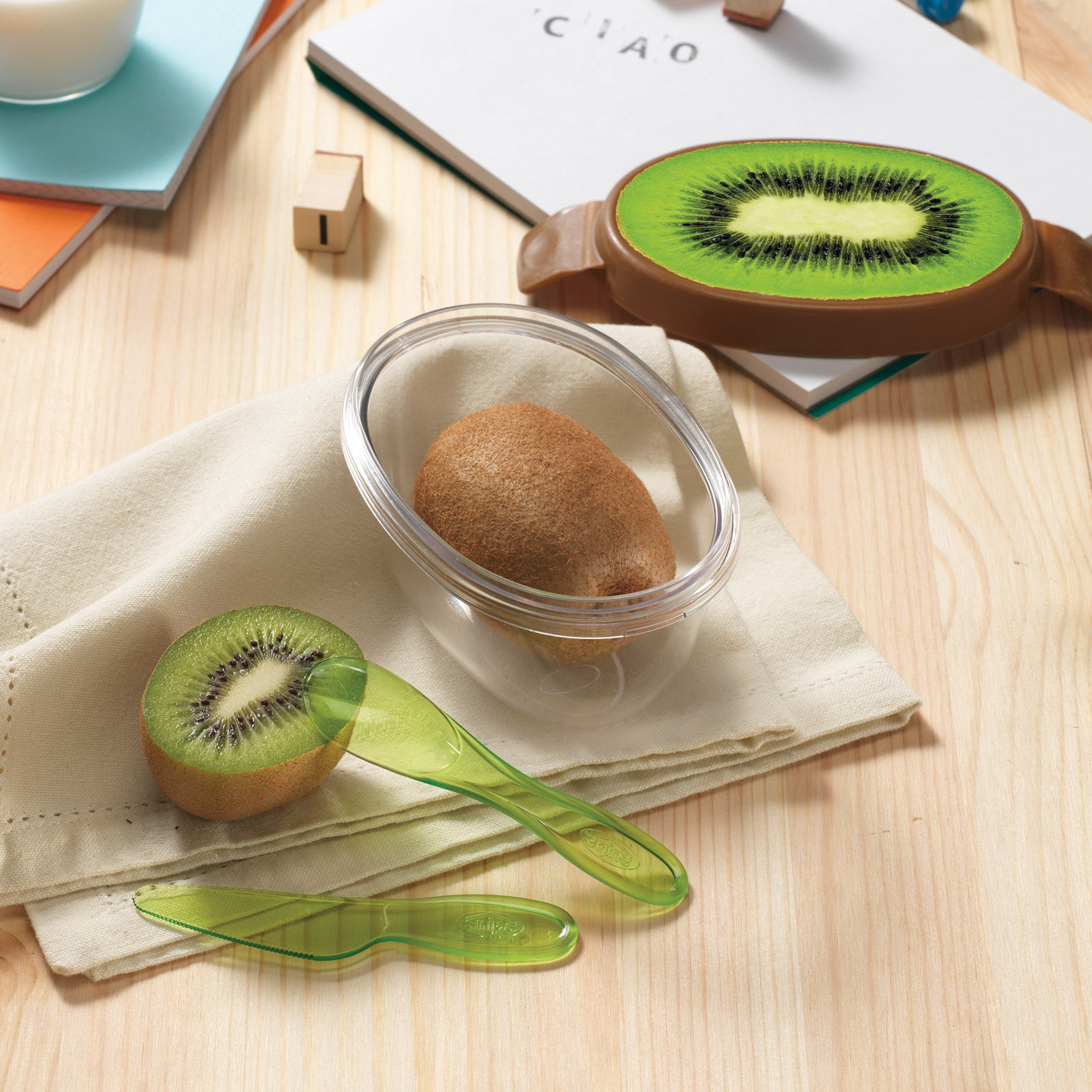 حافظة كيوي مع شوكة وملعقة من سنيبس - 70 جرام-hbxhomeware-hbxkitchen-image-1
