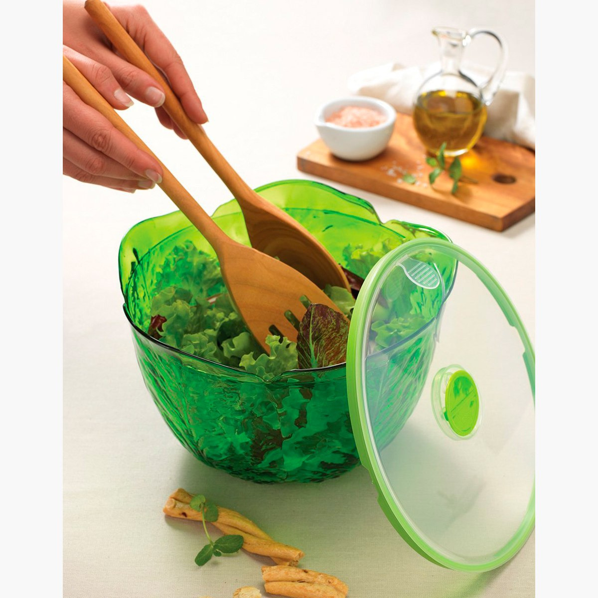 Snips Salad Keeper with Lid-hbxhomeware-hbxkitchen-image-1