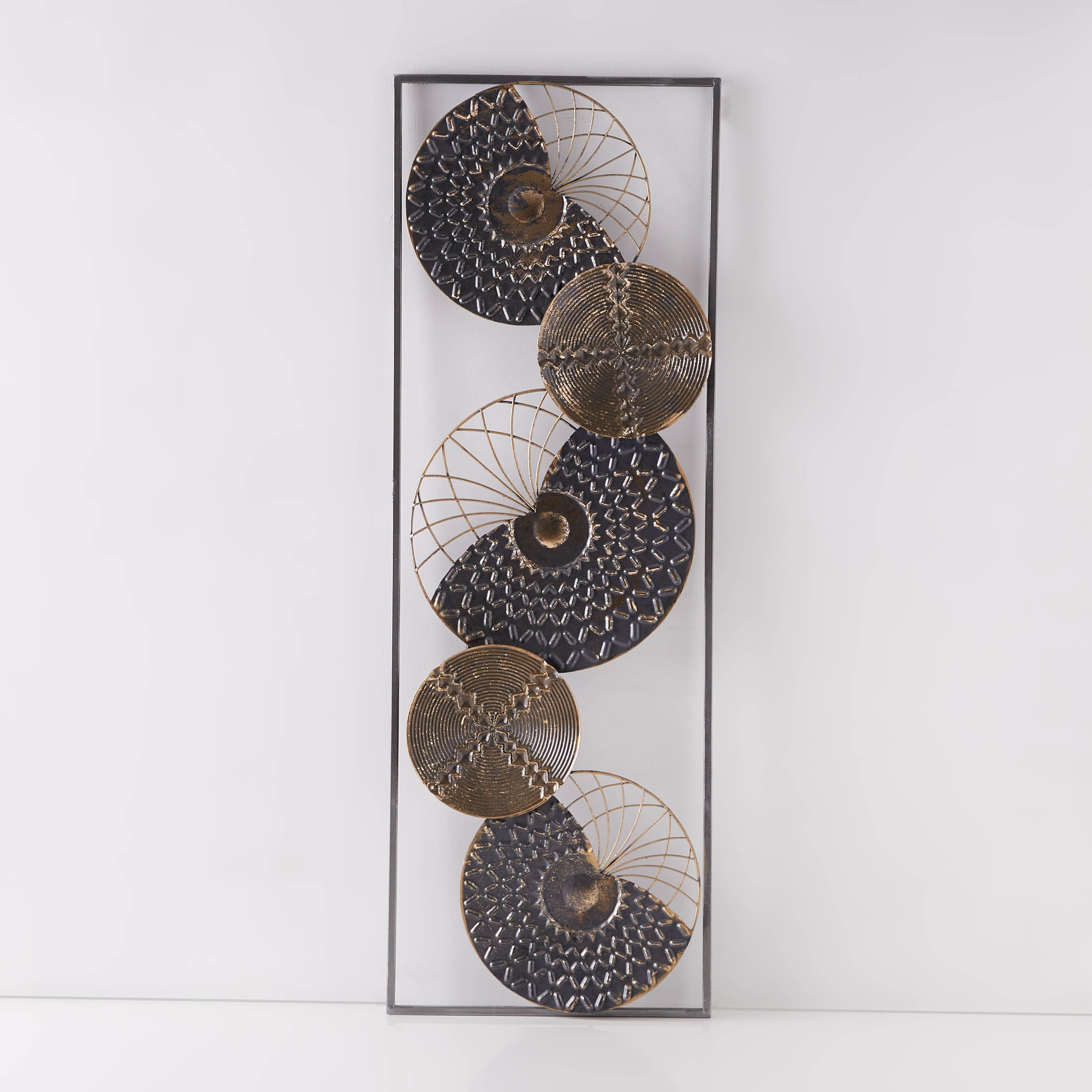 زينة حائط ميتاليك من أوريجا-hbxlivingroom-walldecor-wallart-image-5
