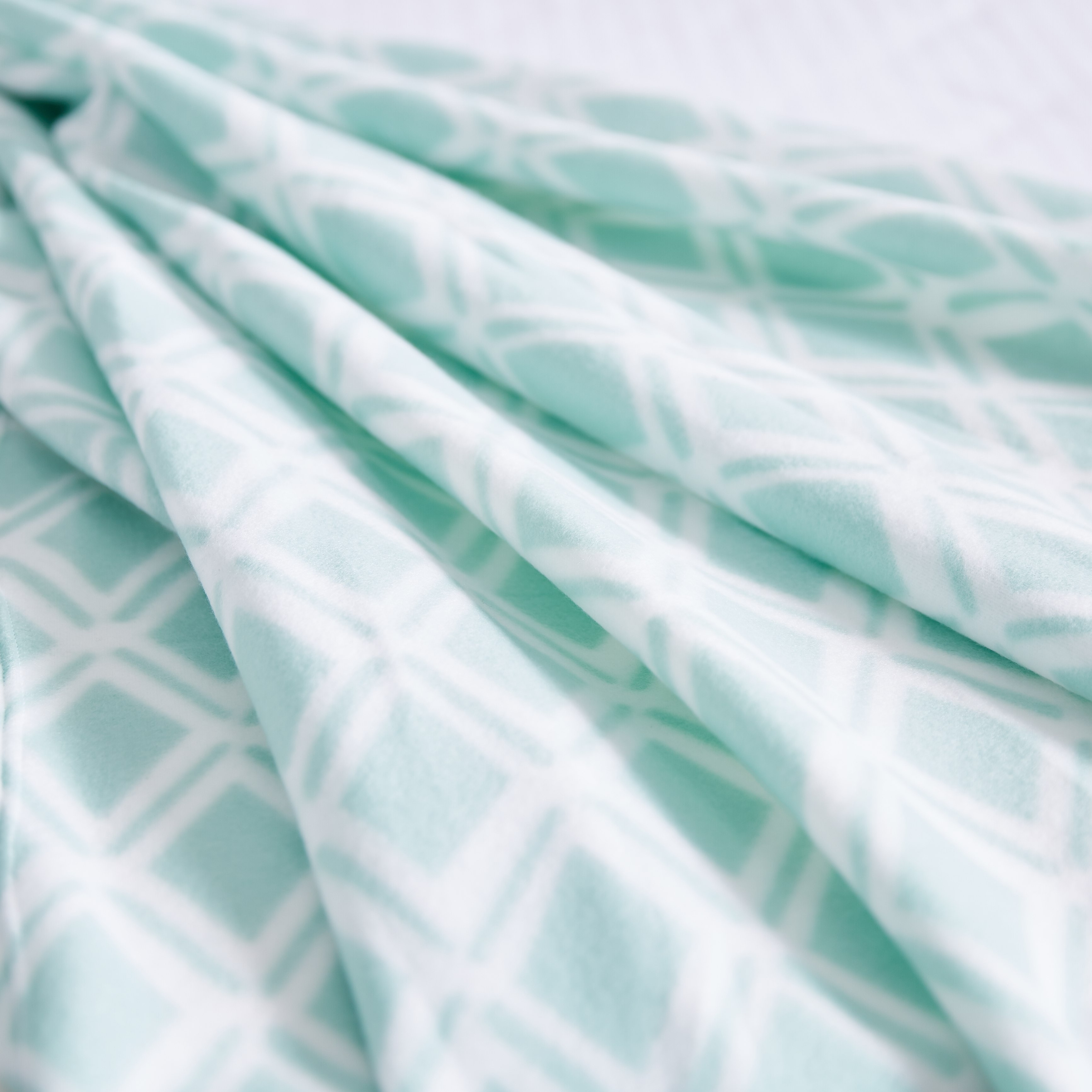 بطانية صوف بولار فردية من لاينو -130x180 سم-hbxhomeware-hbxbedroom-image-2